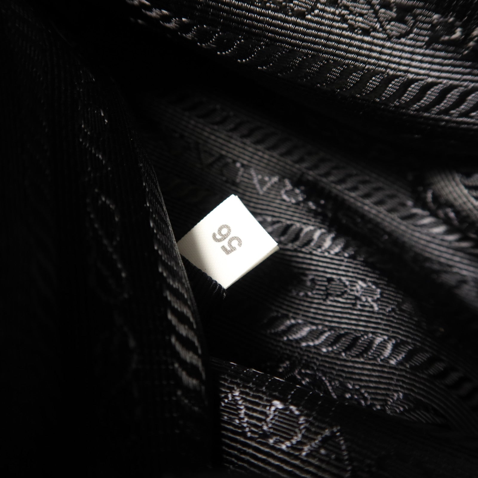 PRADA 牛皮皮革Messenger Bag肩背袋