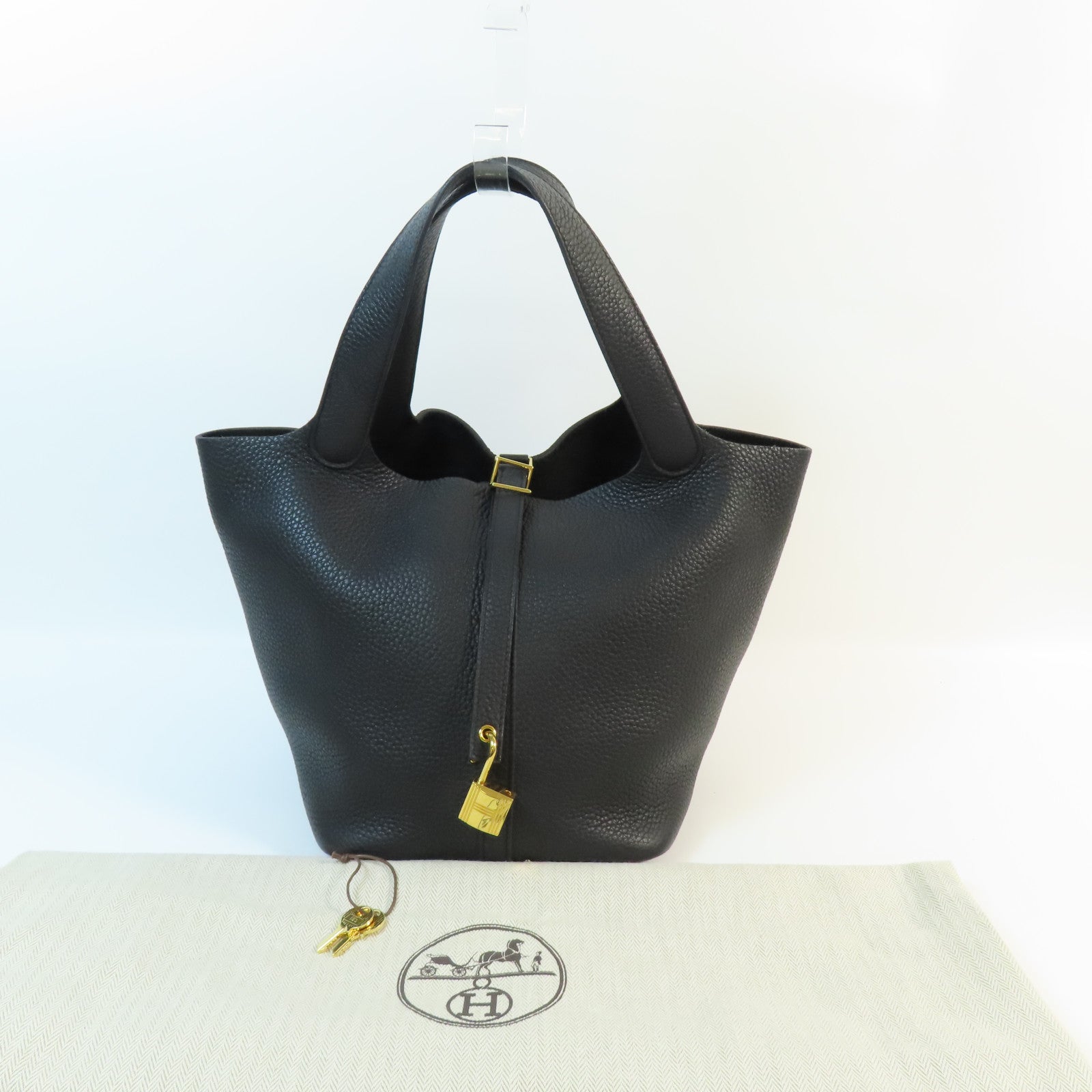 HERMES Clemence皮革Picotin MM金扣手挽袋Noir