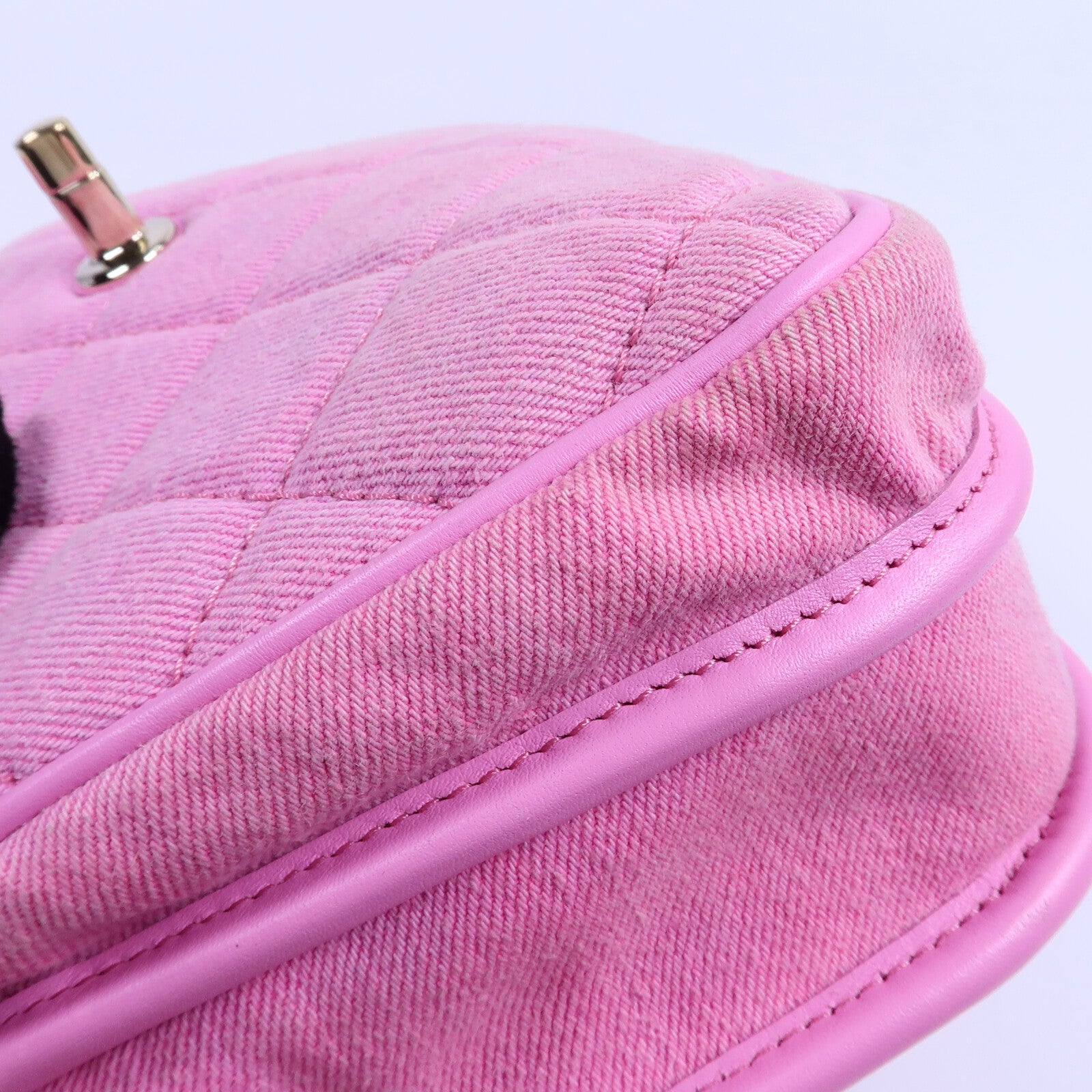 CHANEL 帆布Chain Shoulder Bag鏈帶肩背袋