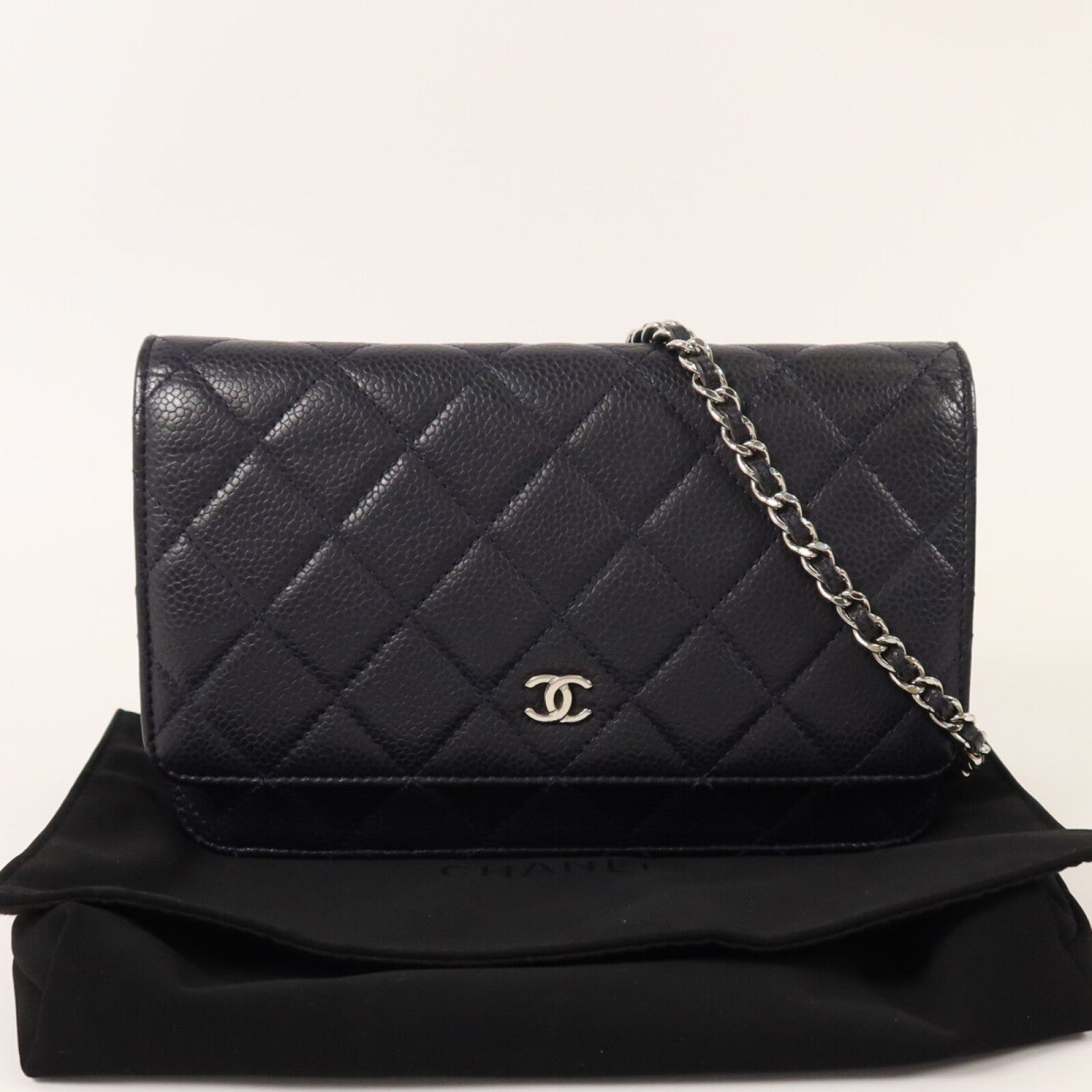 CHANEL 牛皮皮革Wallet On Chain銀扣鏈帶肩背袋