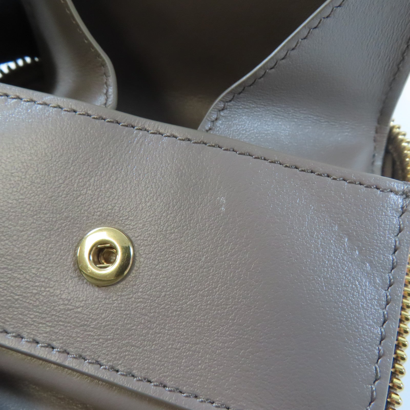 CELINE 牛皮皮革Small Zipped Wallet金扣錢包灰色