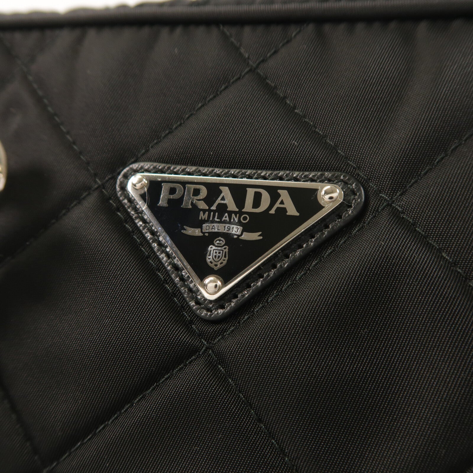 PRADA 尼龍Chain Shoulder鏈帶肩背袋