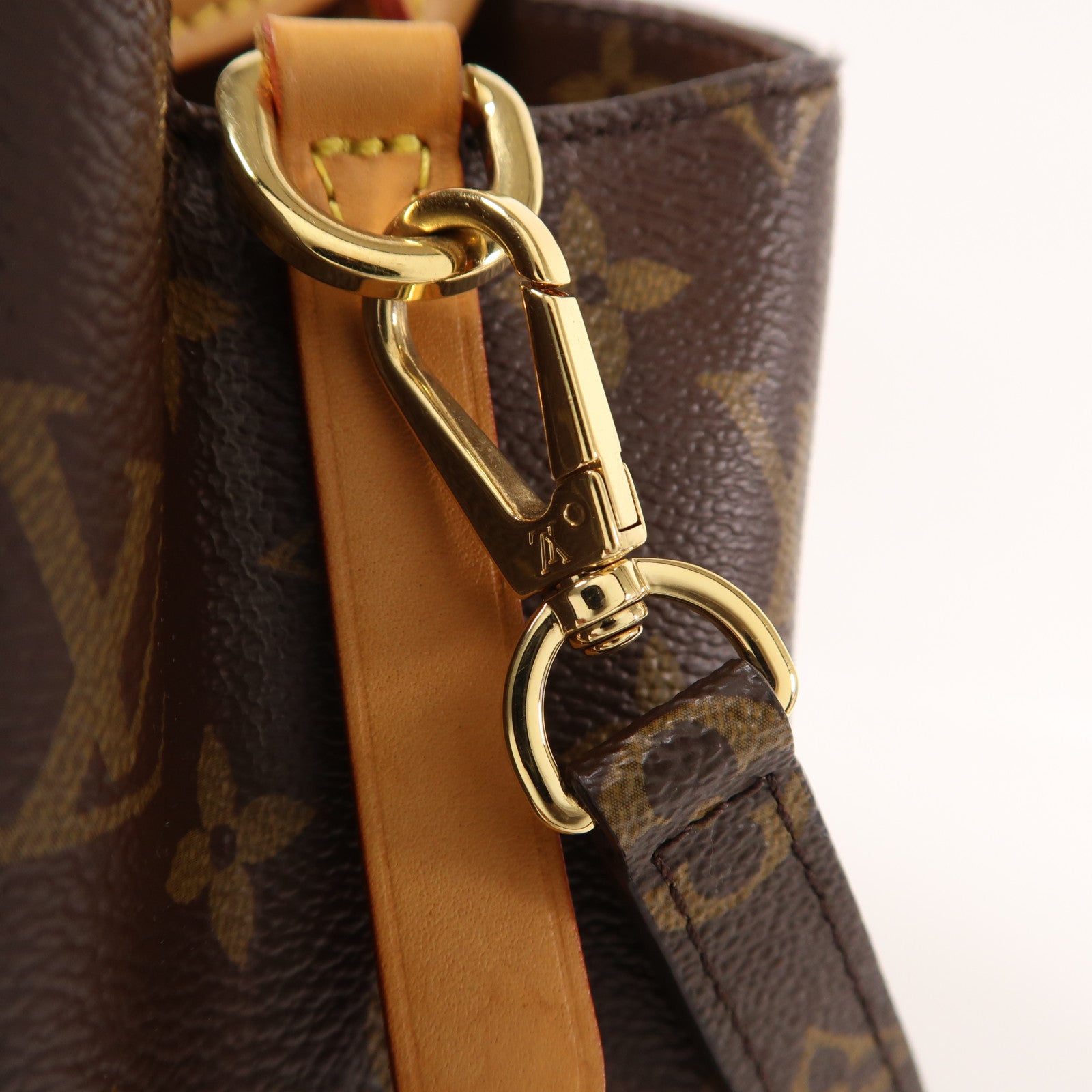 LOUIS VUITTON LV GHW Montaigne MM 2way Shoulder Handbag M41056 Monogram Brown