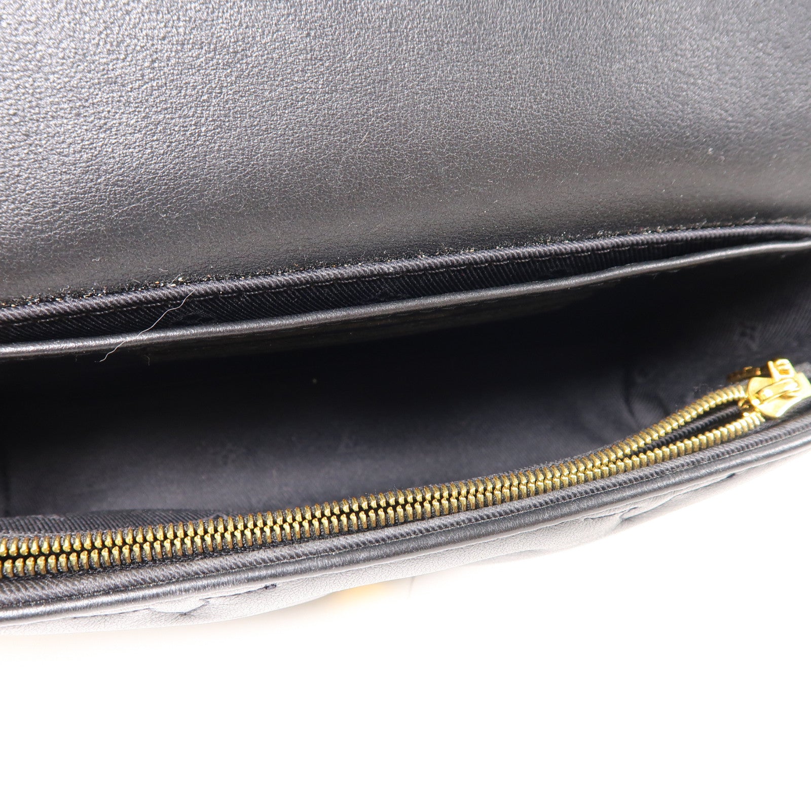 LOUIS VUITTON 牛皮皮革Bubblegram Wallet On Strap金扣手挽肩背兩用袋黑色