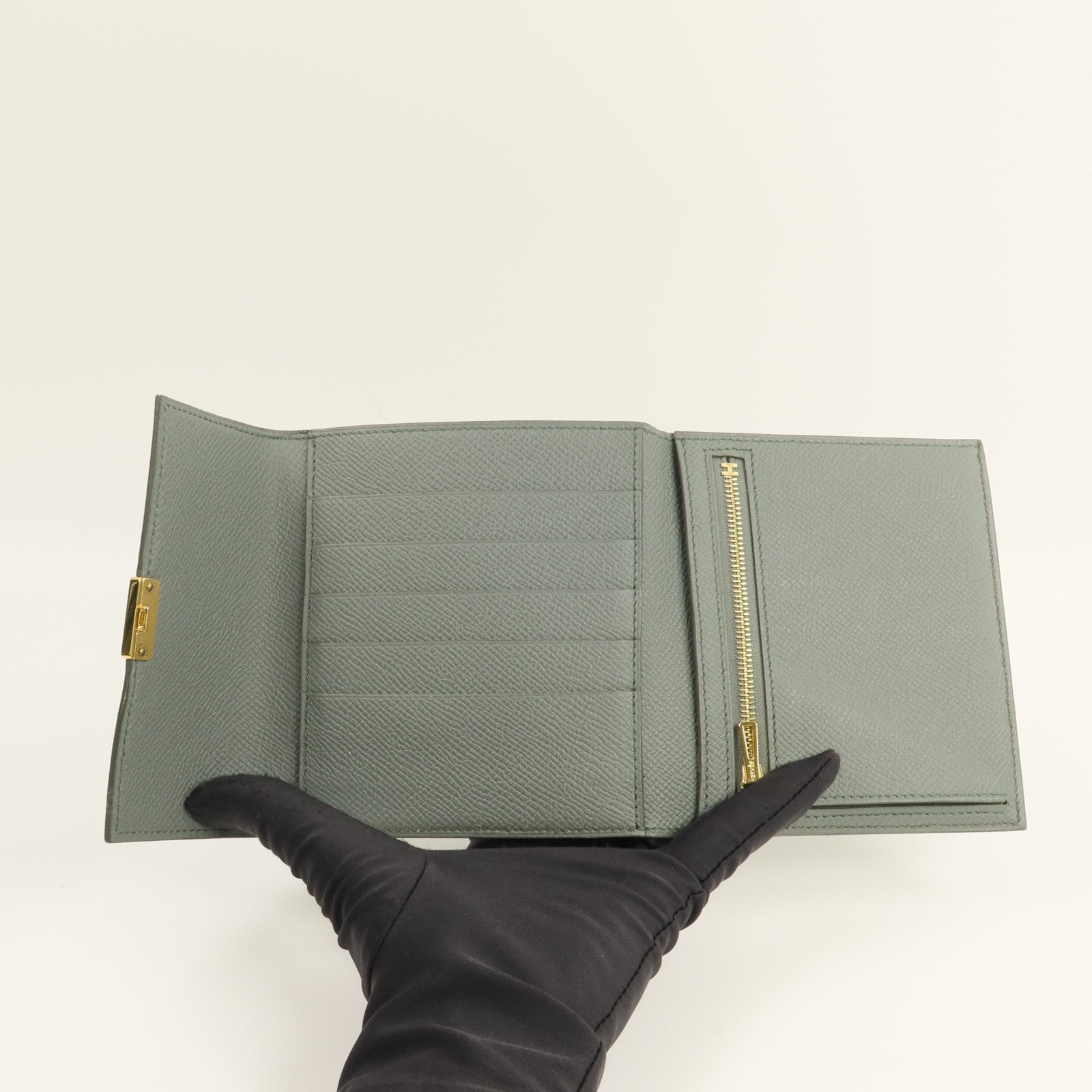 HERMES Epsom皮革Clic 12錢包Vert Amande