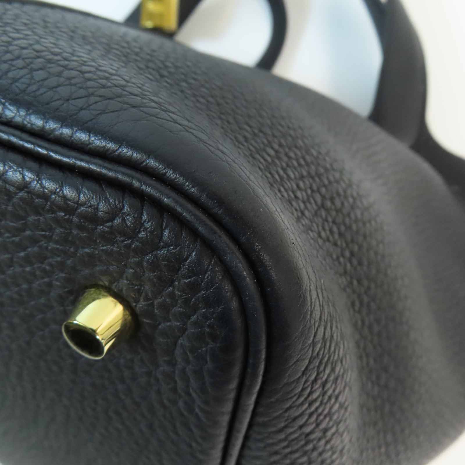 HERMES Clemence皮革Picotin MM金扣手挽袋Noir