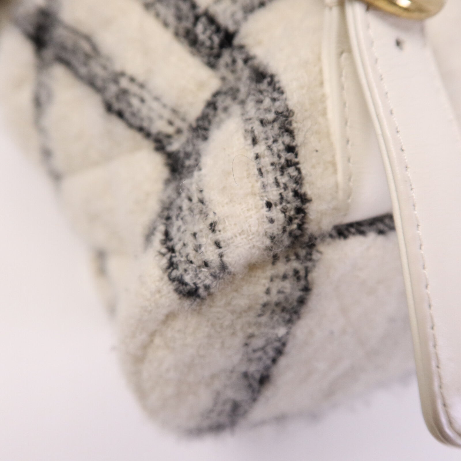 CHANEL 【激減優惠】Tweed 22K Duma金扣鏈帶背包