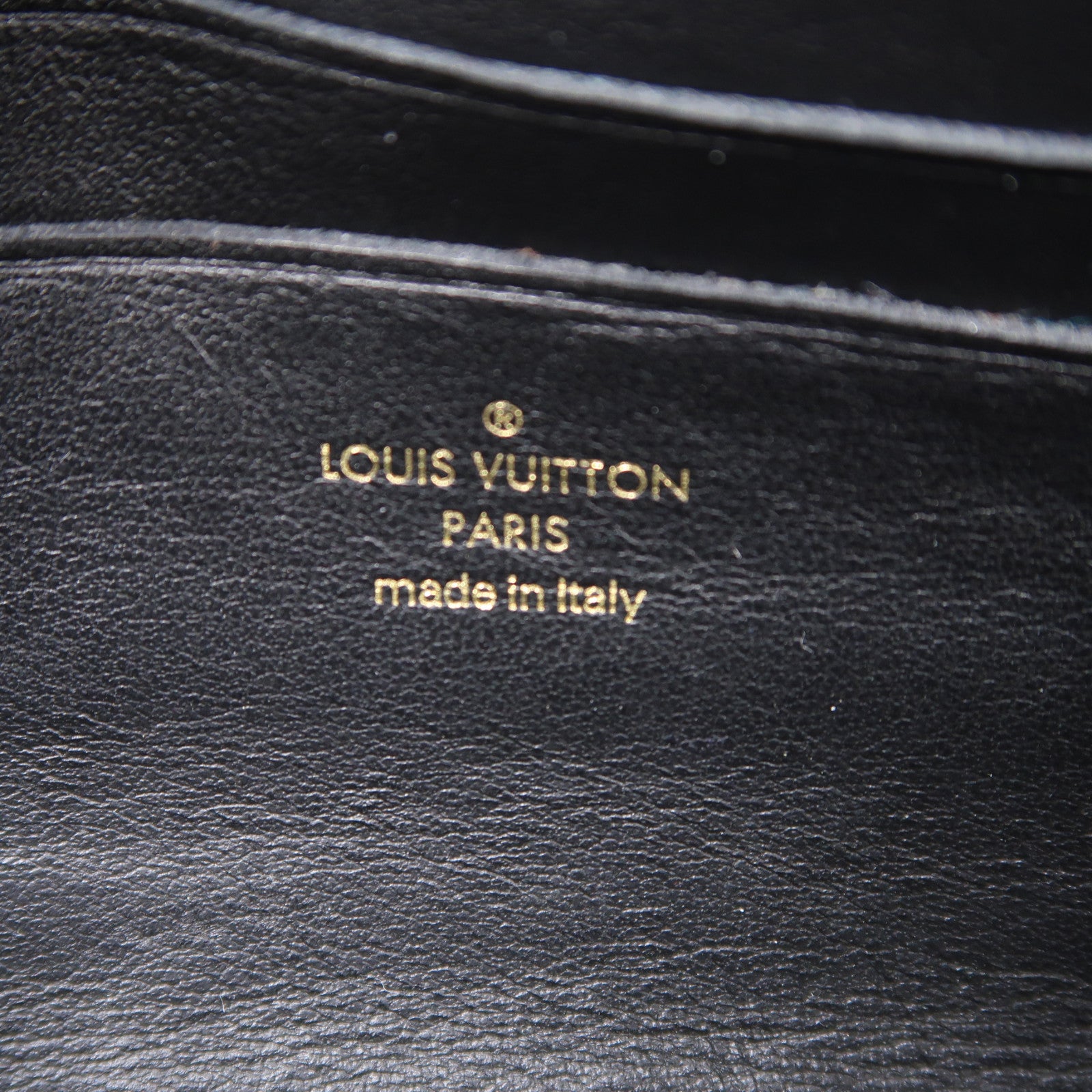 LOUIS VUITTON 牛皮皮革Bubblegram Wallet On Strap金扣手挽肩背兩用袋黑色