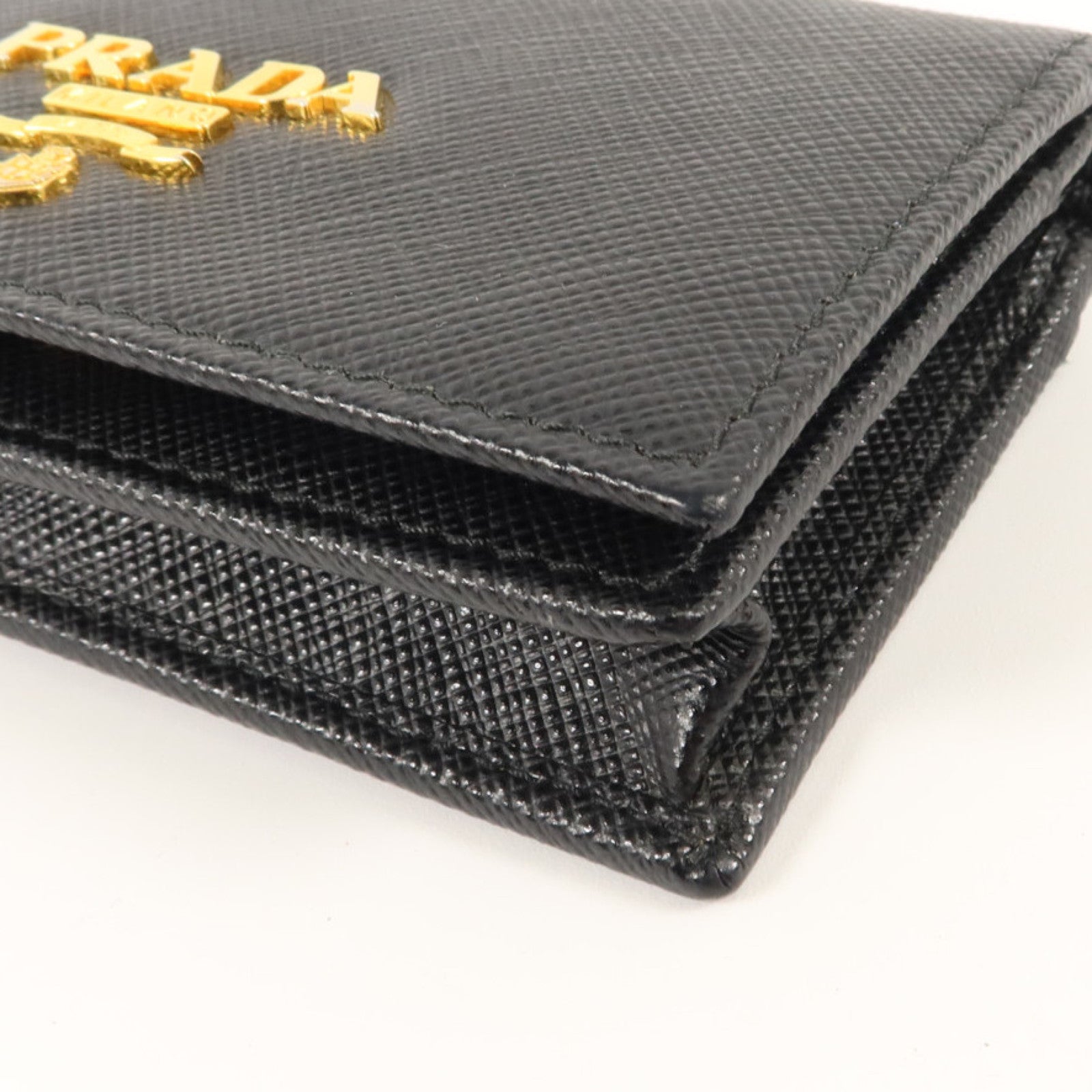 PRADA Saffiano皮革Card case金扣卡片套