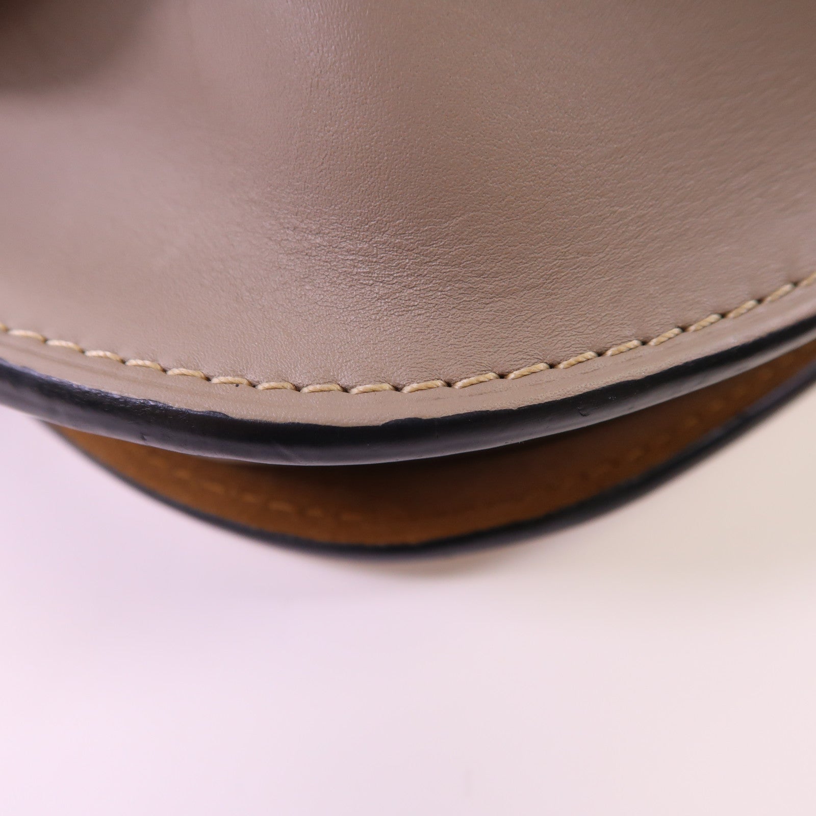 LOEWE 牛皮皮革Gate Small金扣肩背袋