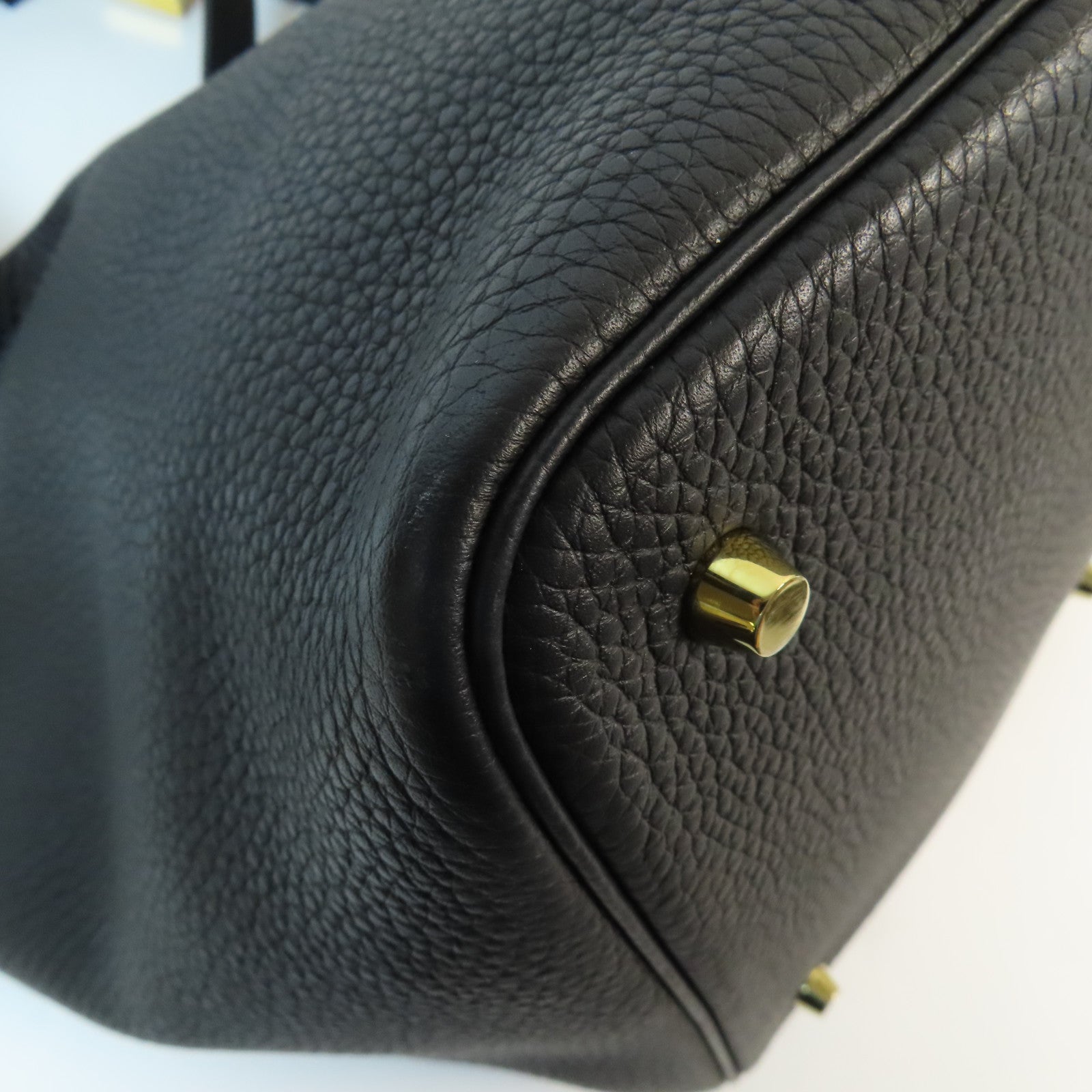 HERMES Clemence皮革Picotin MM金扣手挽袋Noir
