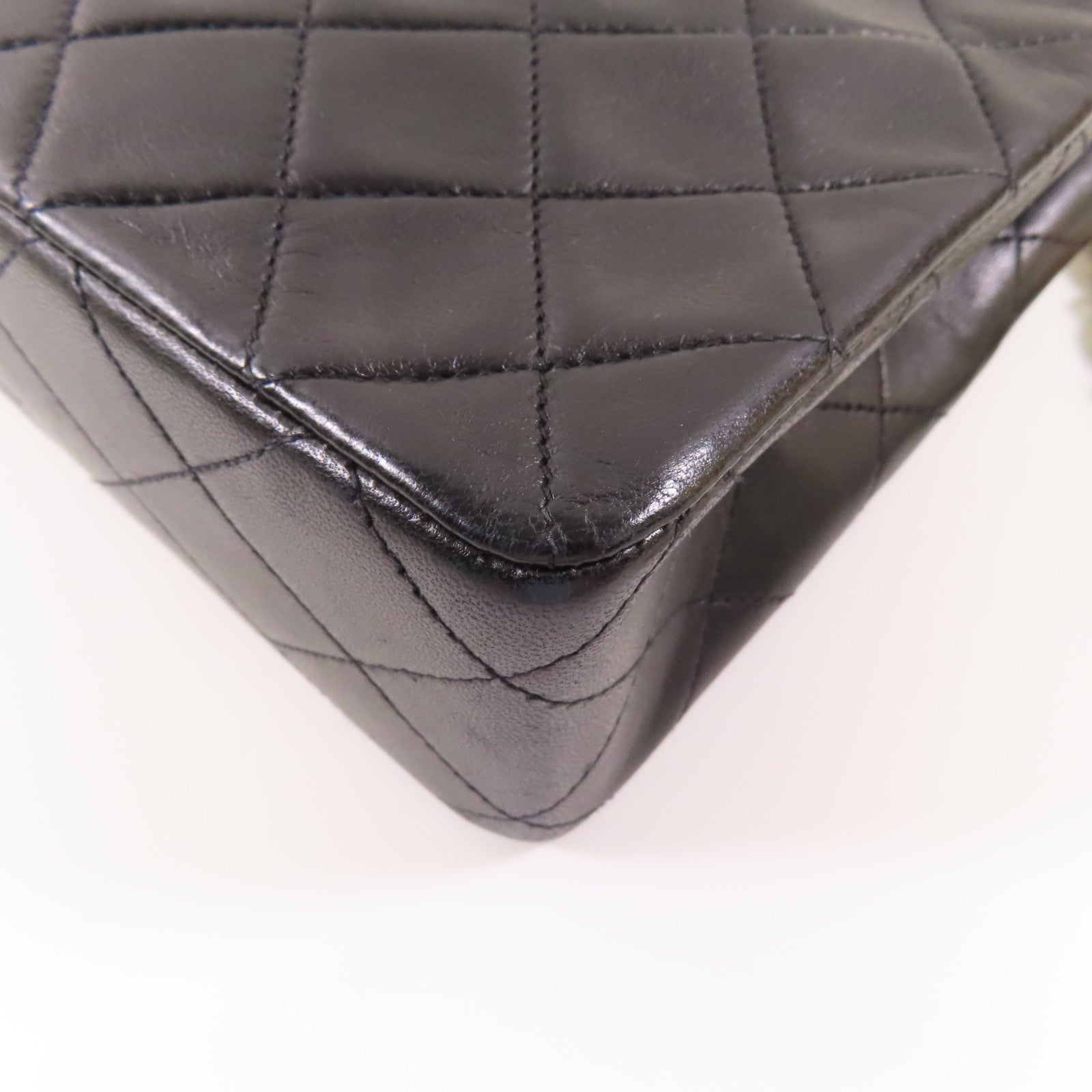 CHANEL 羊皮皮革Chain Shoulder Bag金扣鏈帶肩背袋