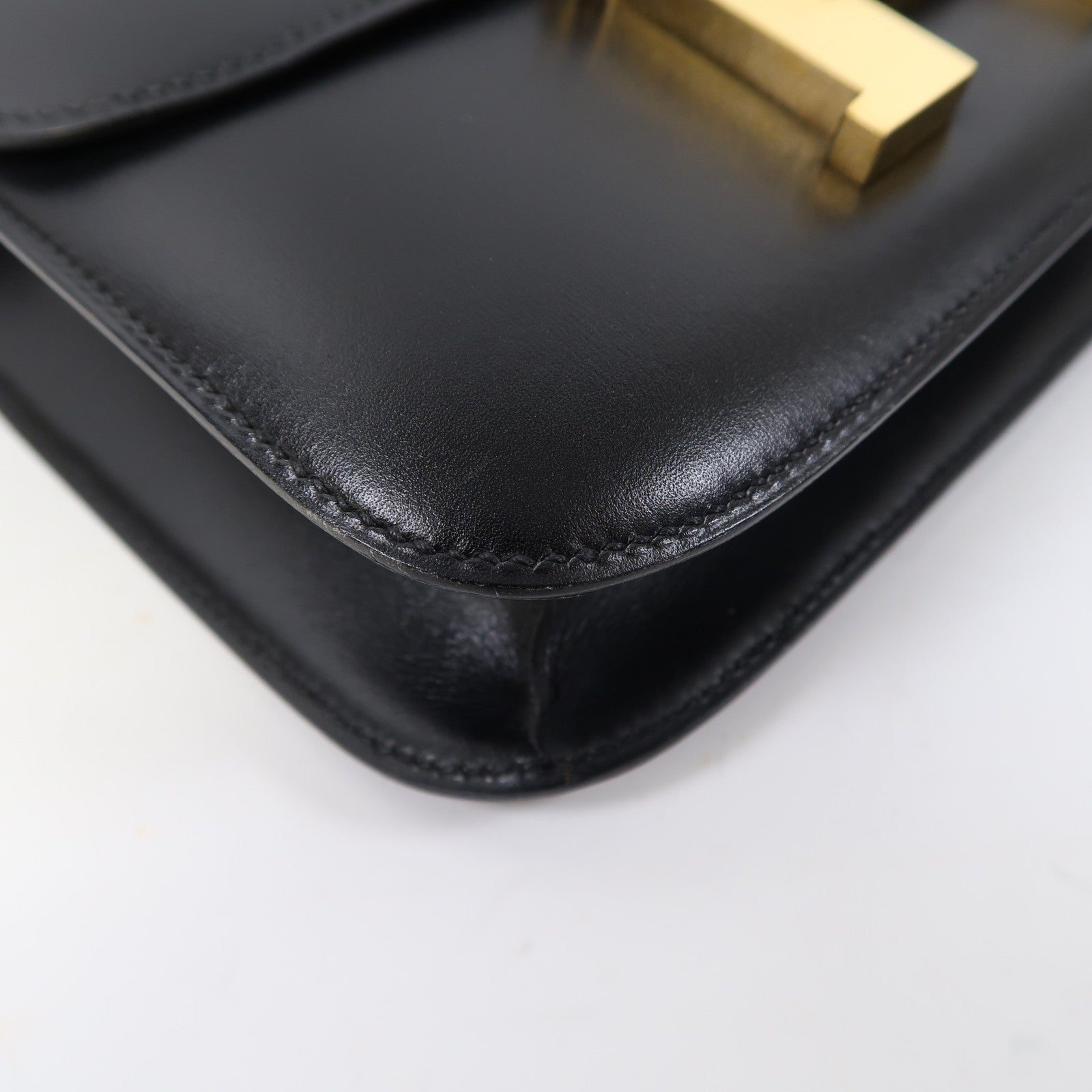 HERMES Box Calf皮革Constance 23金扣肩背袋黑色