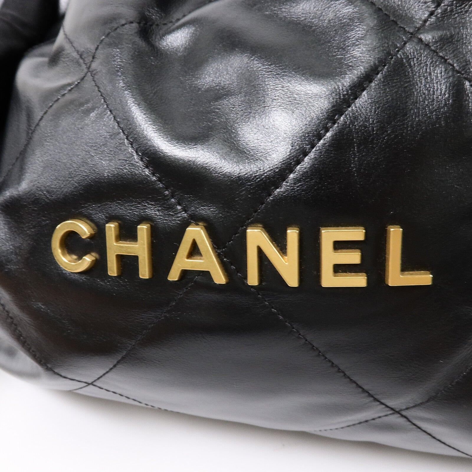CHANEL 牛皮皮革Chanel 22 Small鏈帶肩背袋