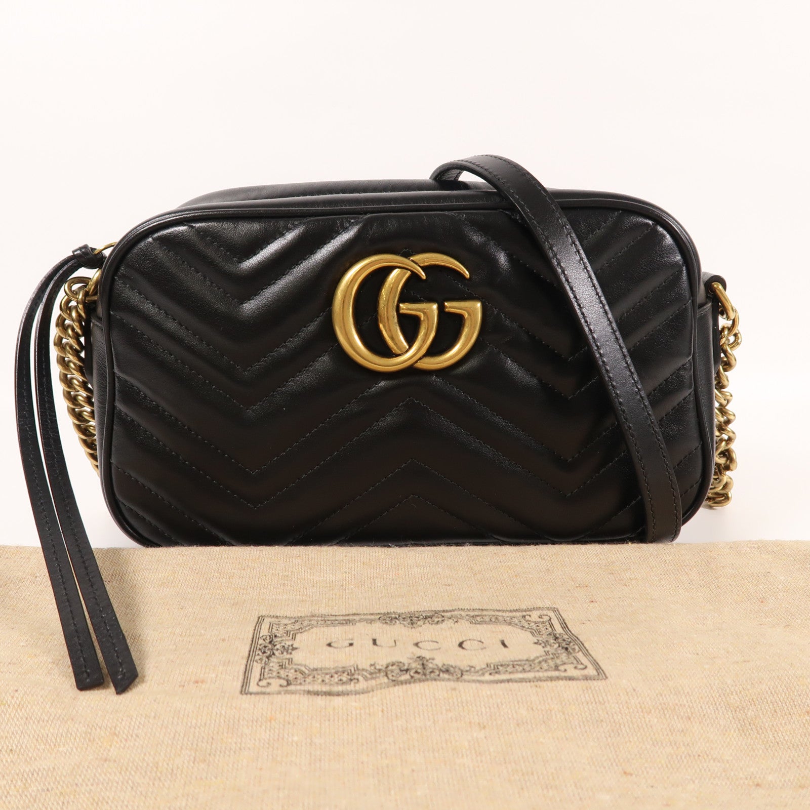 GUCCI 皮革GG Marmont Small Camera Bag金扣肩背袋