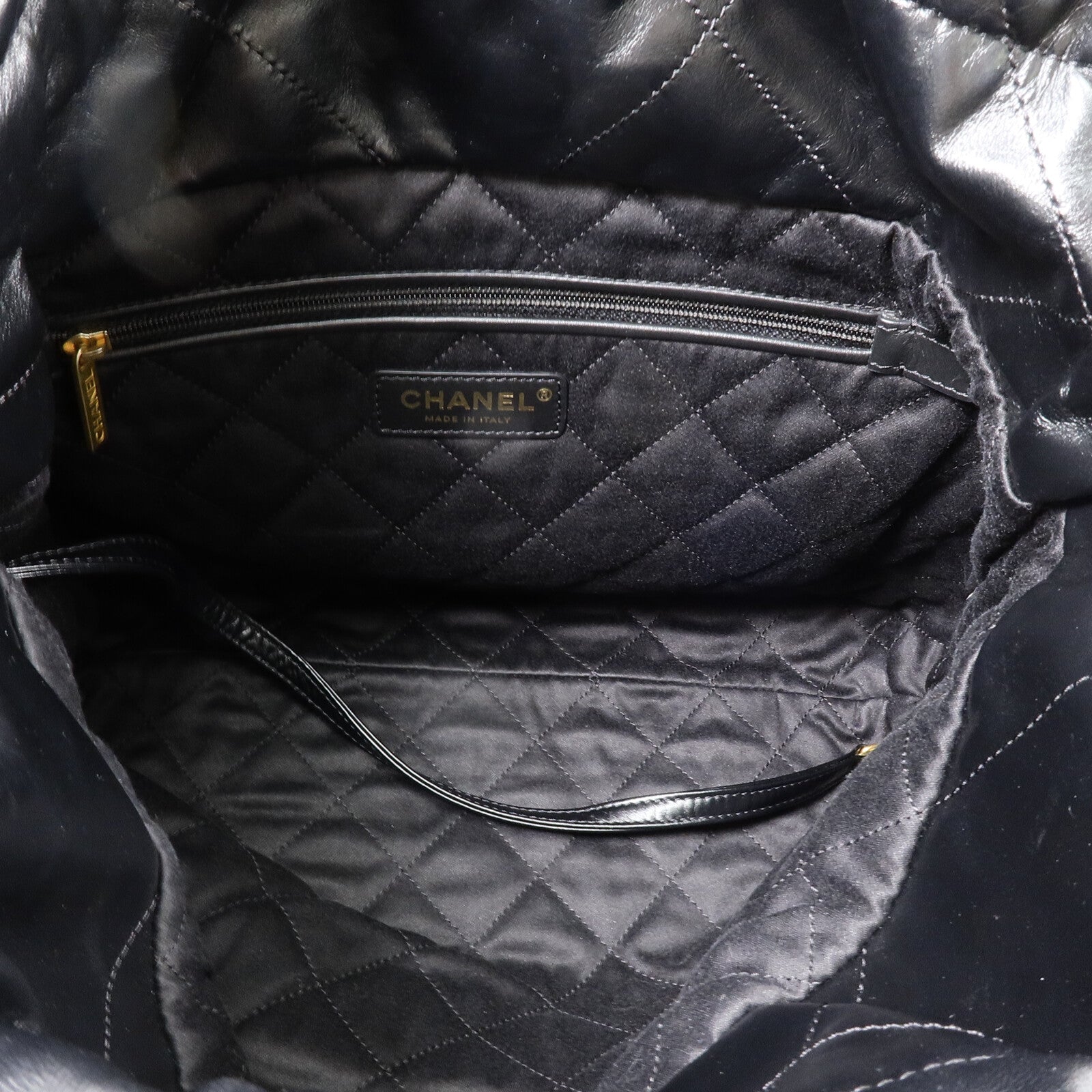 CHANEL 牛皮皮革Chanel 22 Small鏈帶肩背袋