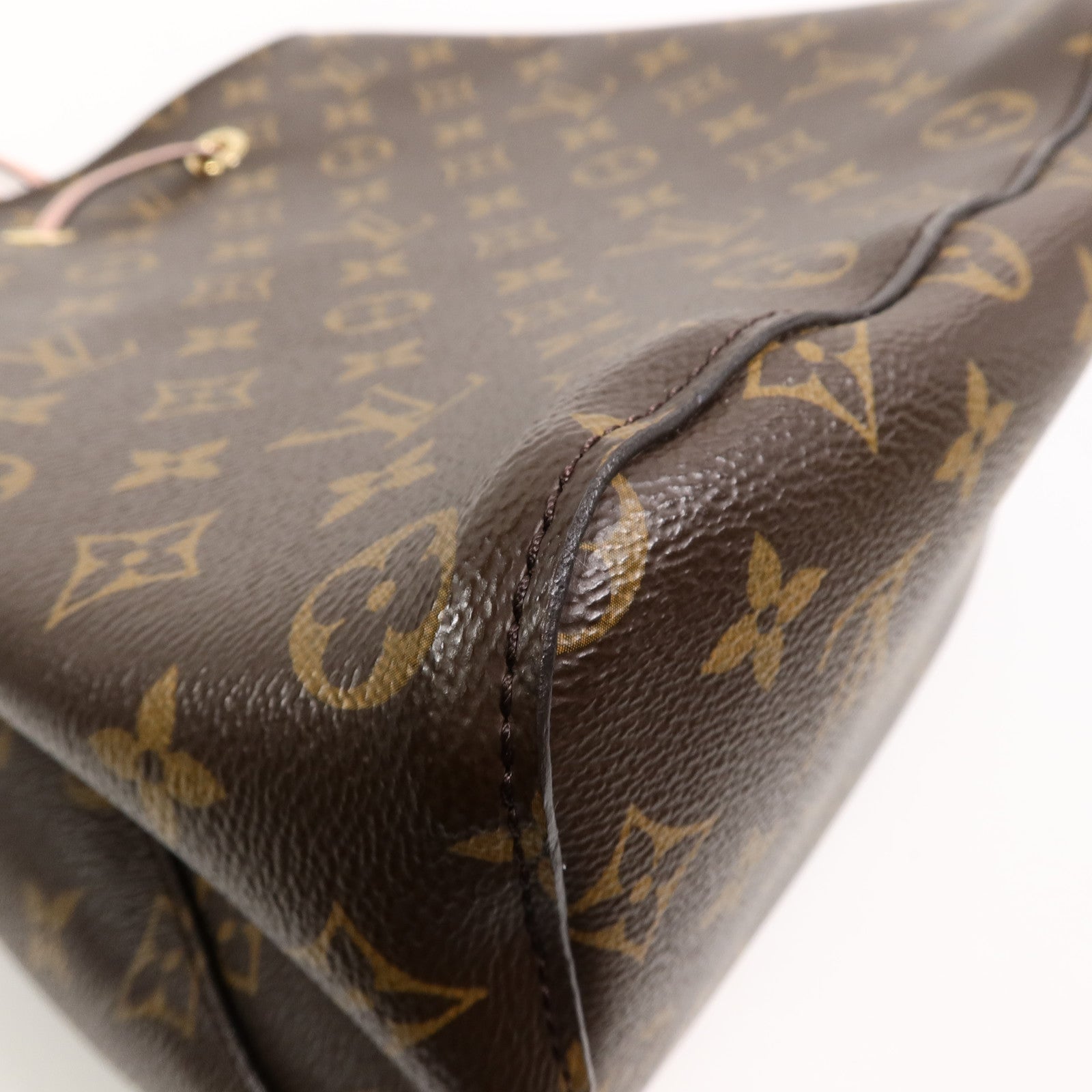 LOUIS VUITTON Monogram Neo Noe金扣肩背袋