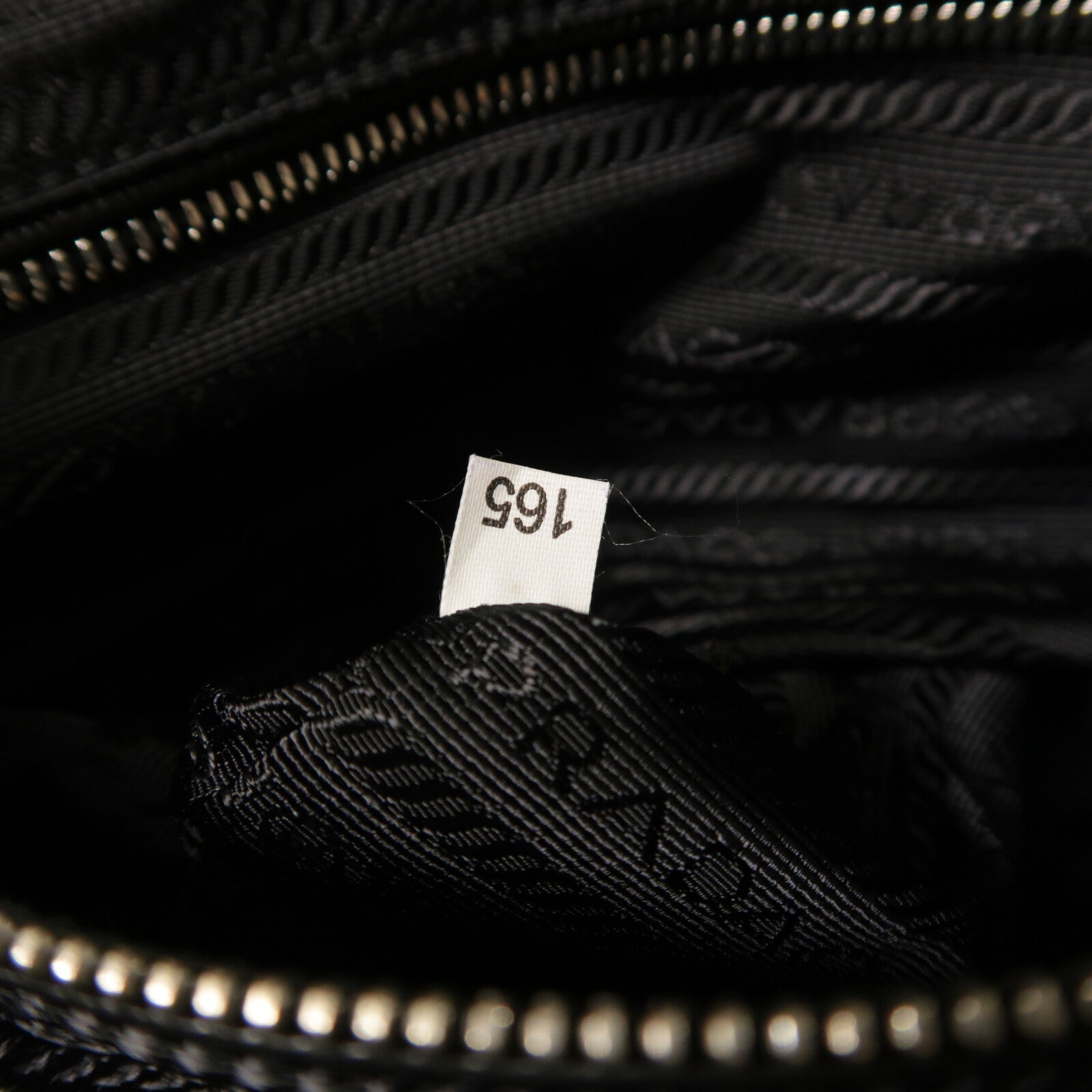PRADA 尼龍Chain Shoulder鏈帶肩背袋