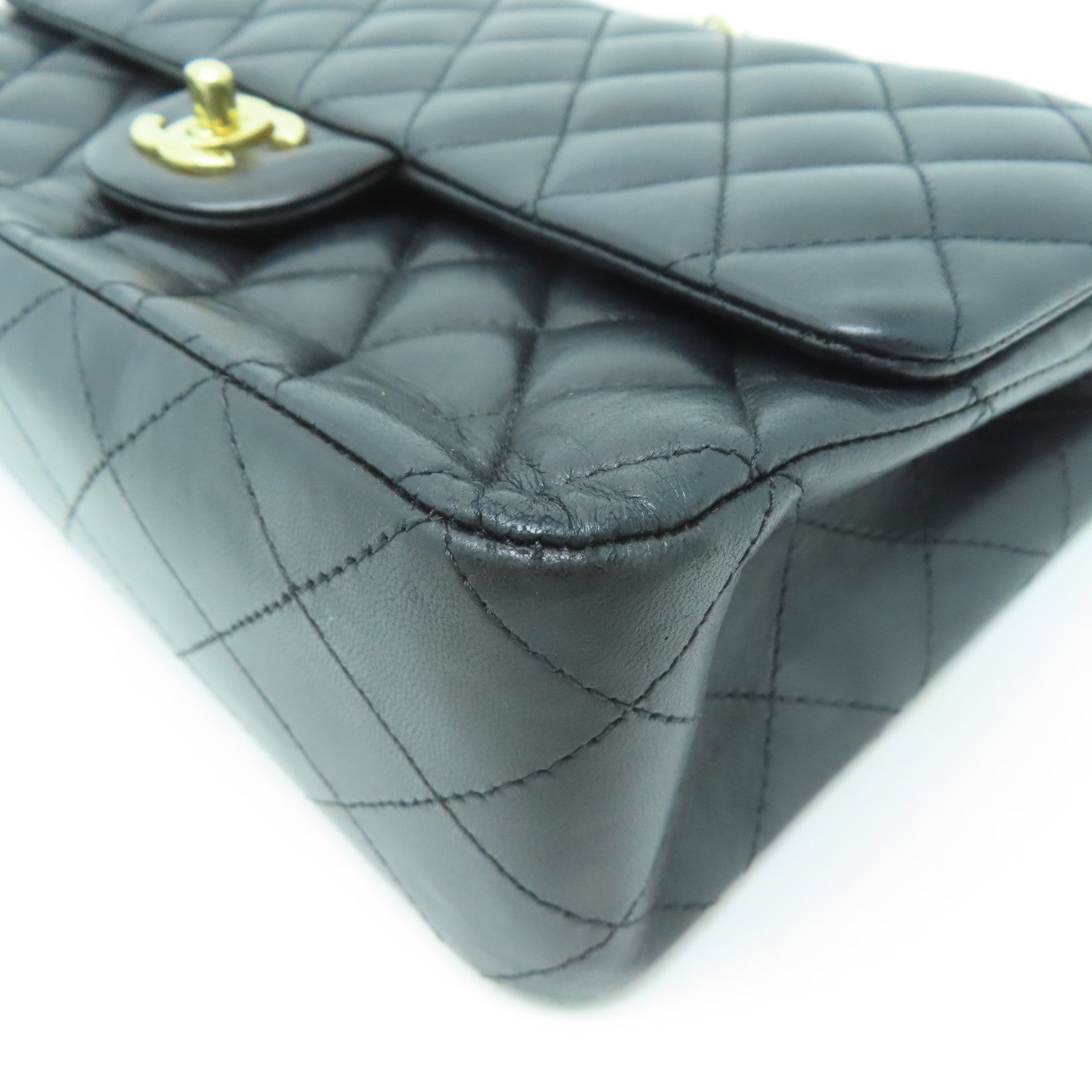CHANEL 【激減優惠】菱格羊皮皮革Classic 25金扣鏈帶肩背袋黑色