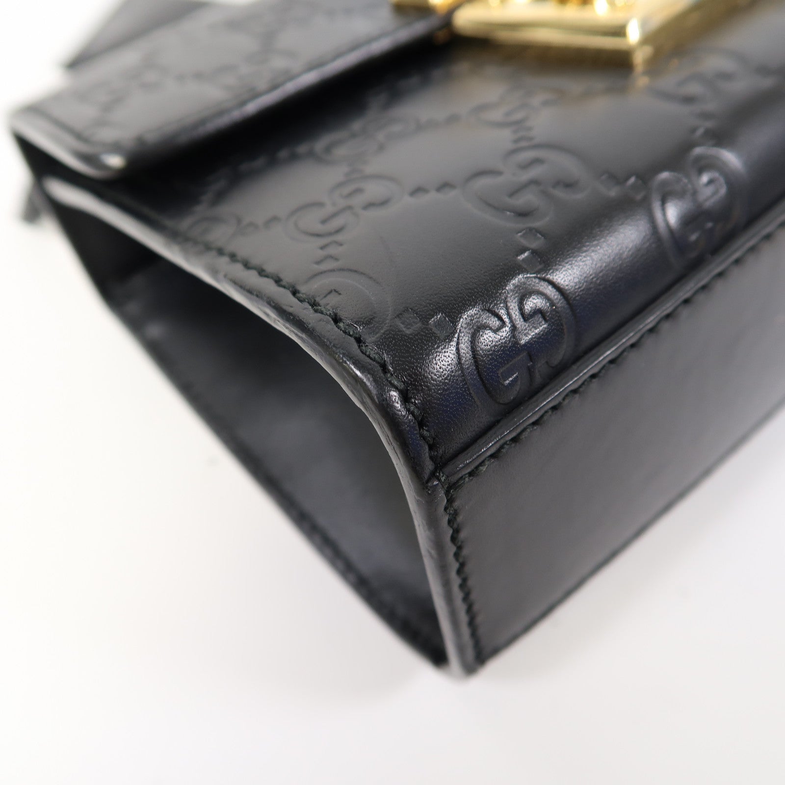GUCCI 【激減優惠】皮革Padlock金扣鏈帶肩背袋黑色