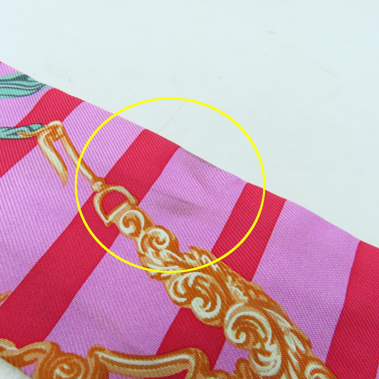 HERMES 【激減優惠】絲質Twilly絲巾紫色/彩色
