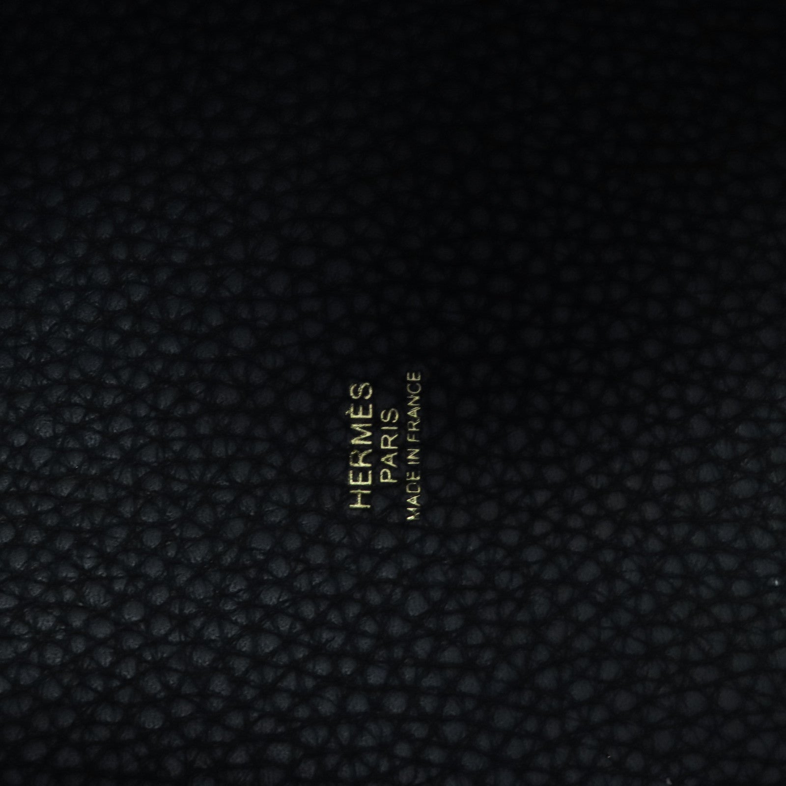 HERMES Clemence皮革Picotin MM金扣手挽袋Noir