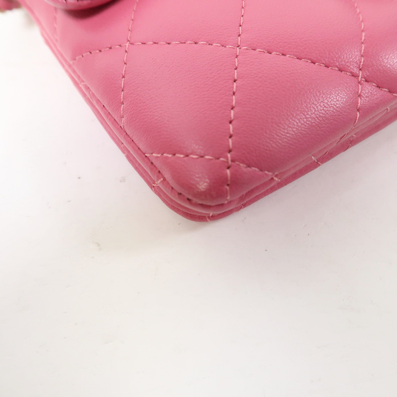CHANEL 菱格羊皮皮革Chain Shoulder金扣鏈帶肩背袋粉紅色