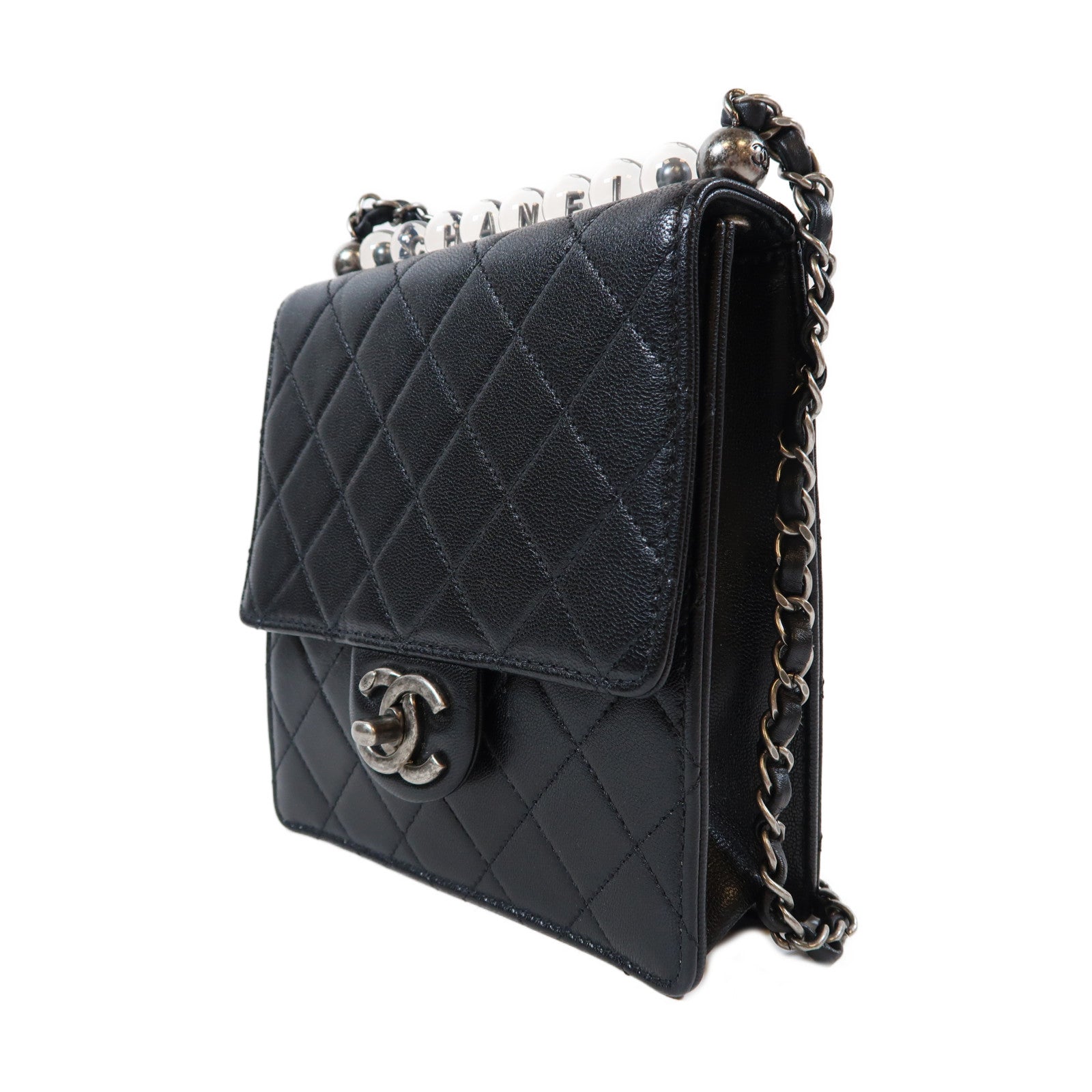 CHANEL 【激減優惠】菱格羊皮皮革Matelasse Pearl Chain黑扣鏈帶肩背袋黑色