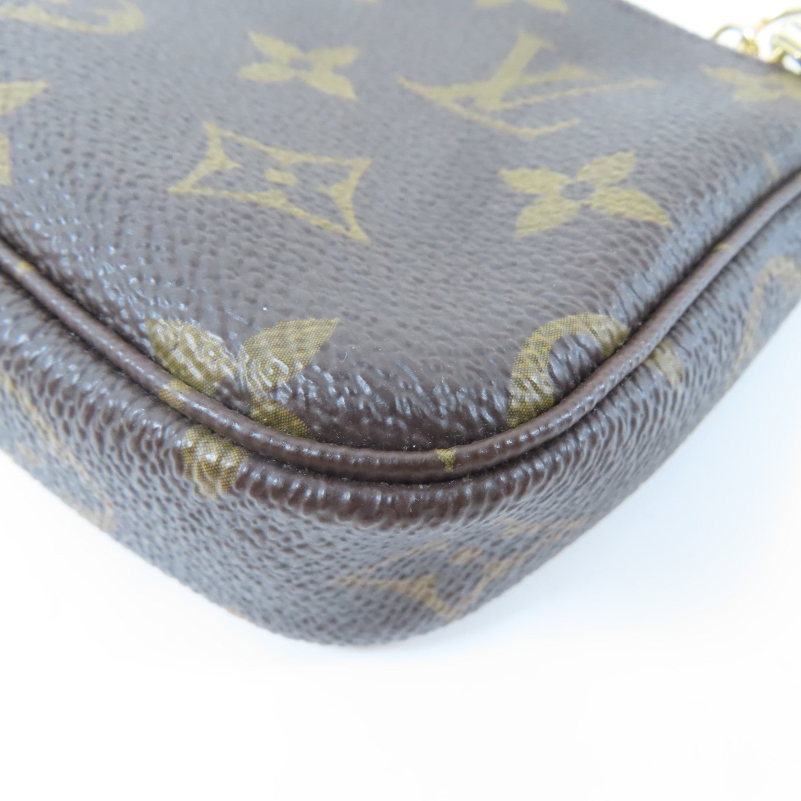 LOUIS VUITTON Monogram Mini Pochette Accessoires金扣鏈帶手挽袋啡色