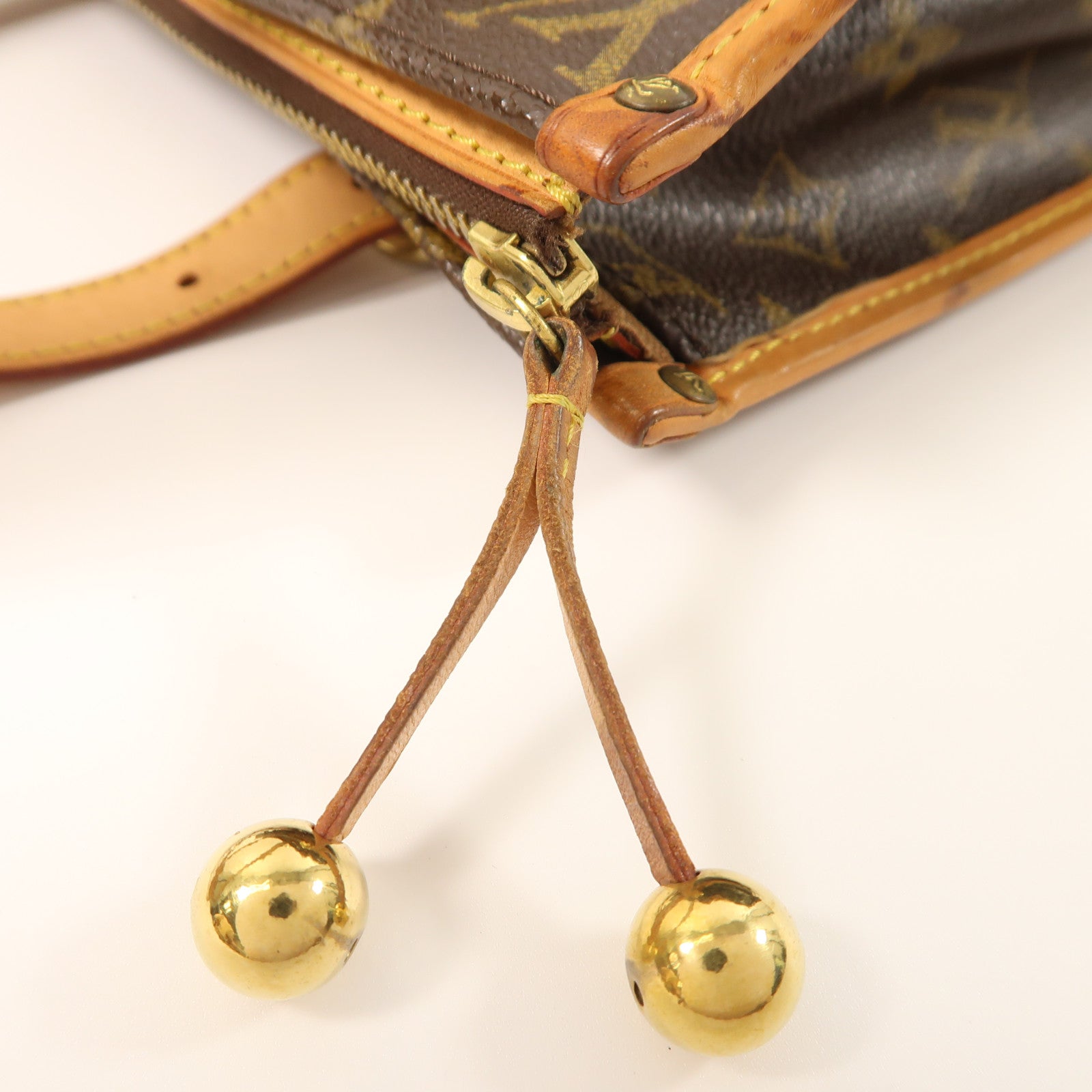 LOUIS VUITTON Monogram Popincourt Haut金扣肩背袋