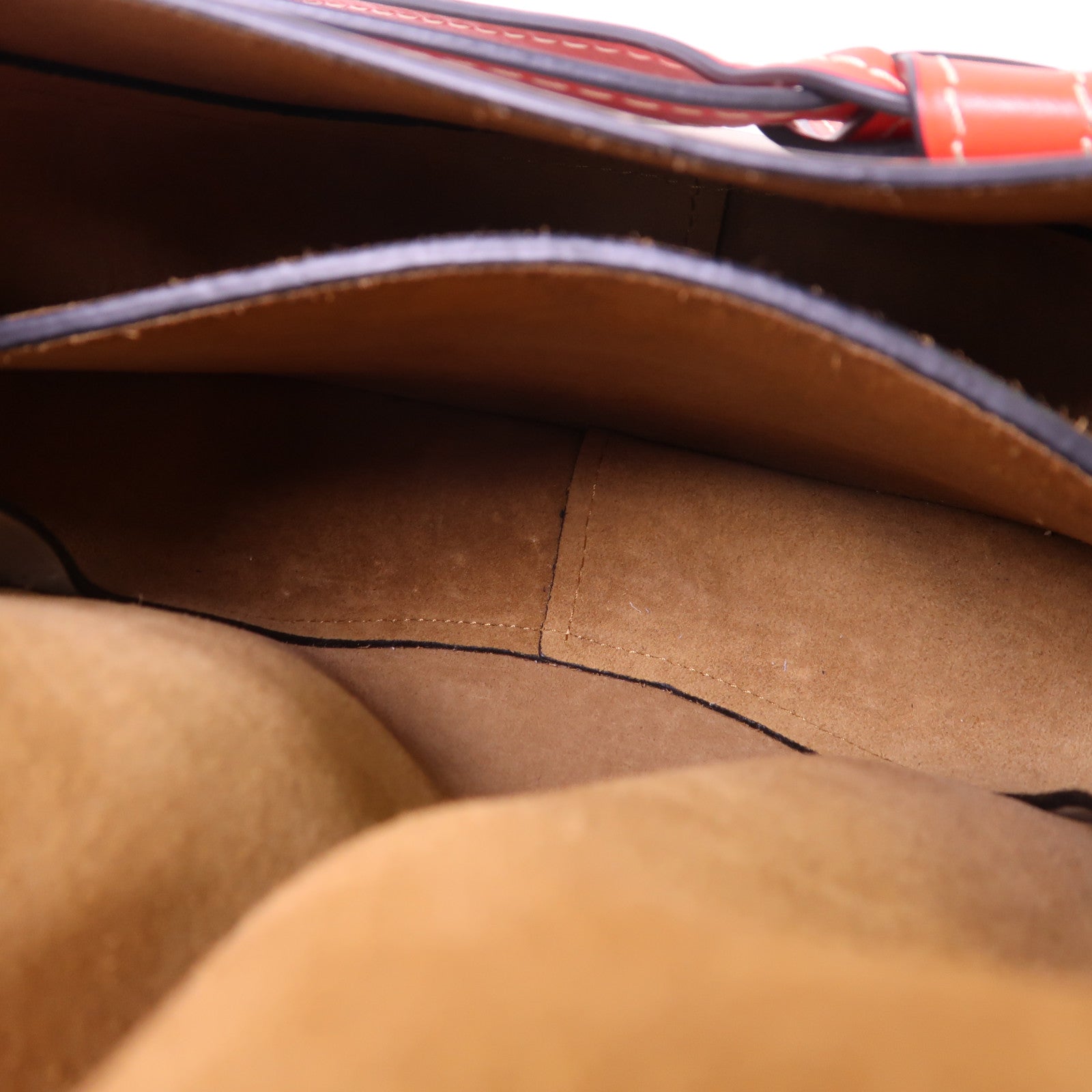 LOEWE 牛皮皮革Gate Small金扣肩背袋