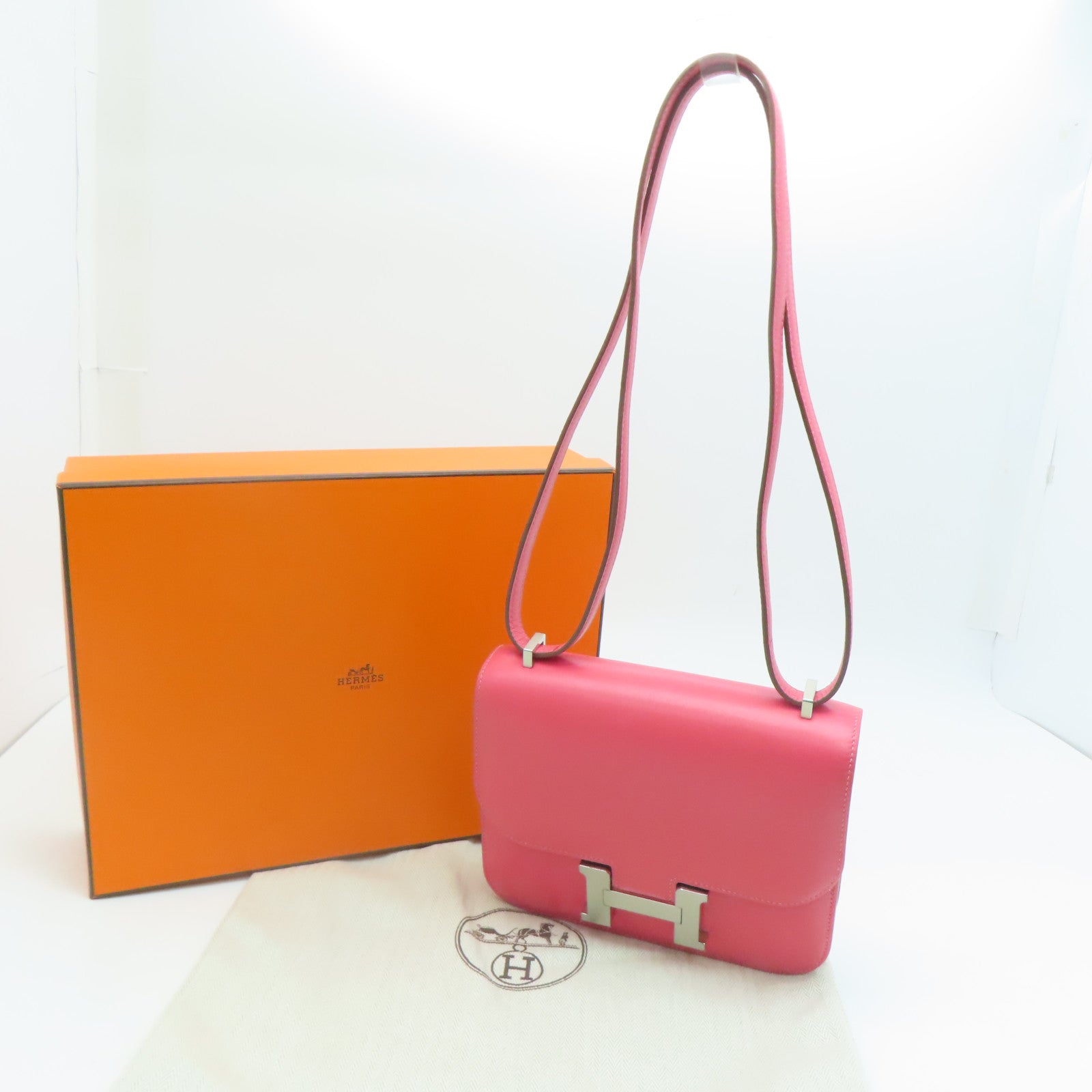 HERMES 【激減優惠精選】Tadket皮革Constance Mini銀扣肩背袋粉紅色