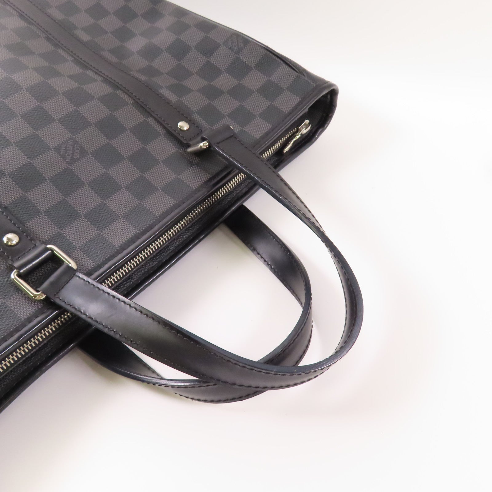LOUIS VUITTON Damier Graphite Tadao MM銀扣手挽肩背兩用袋