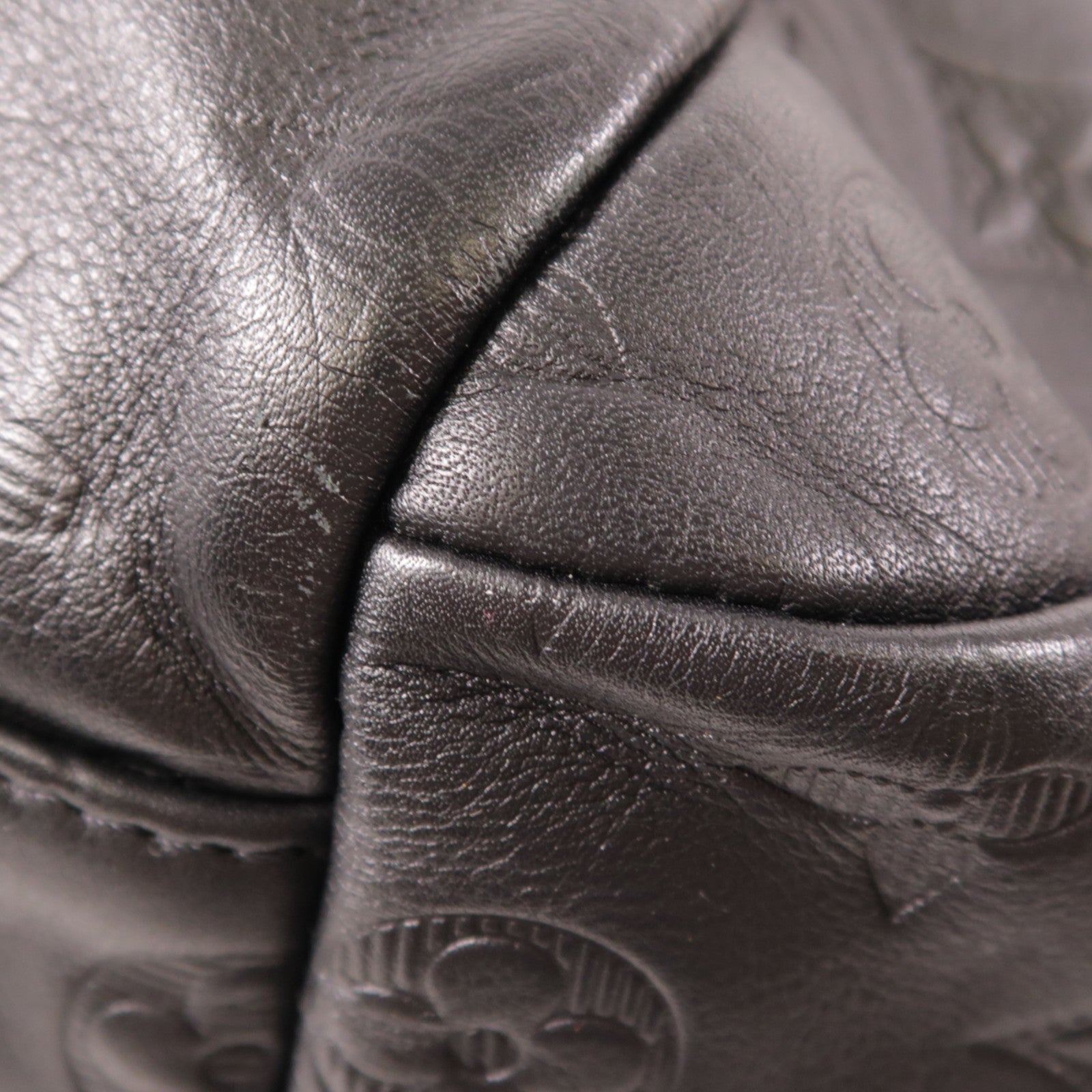 LOUIS VUITTON Monogram Shadow Trekking Backpack背包