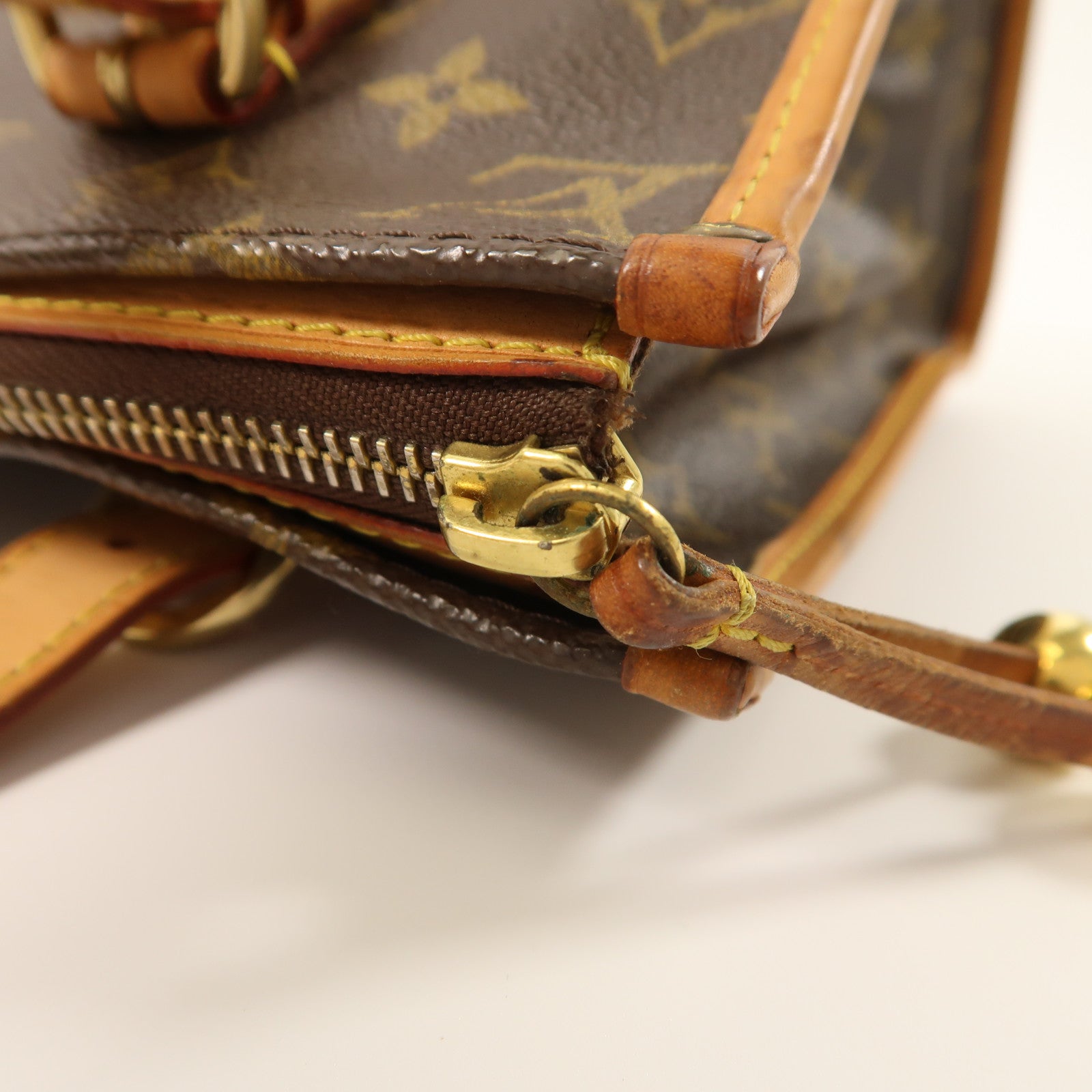 LOUIS VUITTON Monogram Popincourt Haut金扣肩背袋