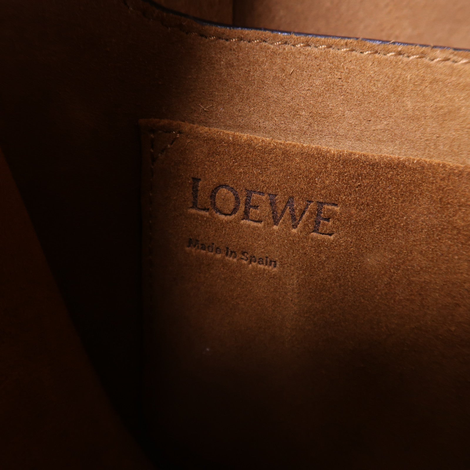 LOEWE 牛皮皮革Gate Small金扣肩背袋