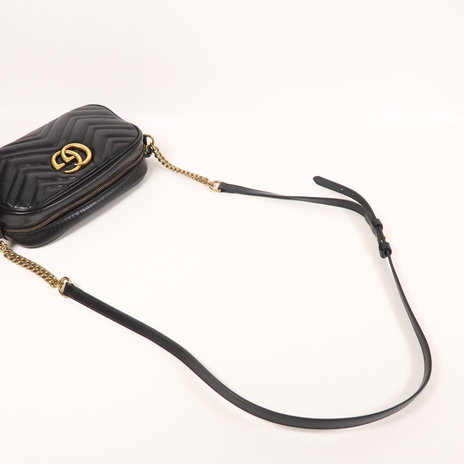 GUCCI 皮革GG Marmont Small Camera Bag金扣肩背袋