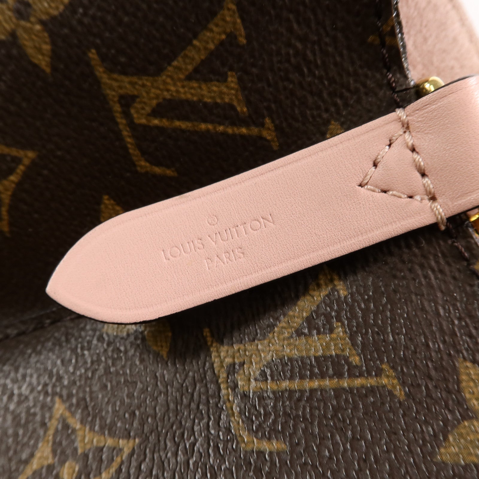 LOUIS VUITTON Monogram Neo Noe金扣肩背袋