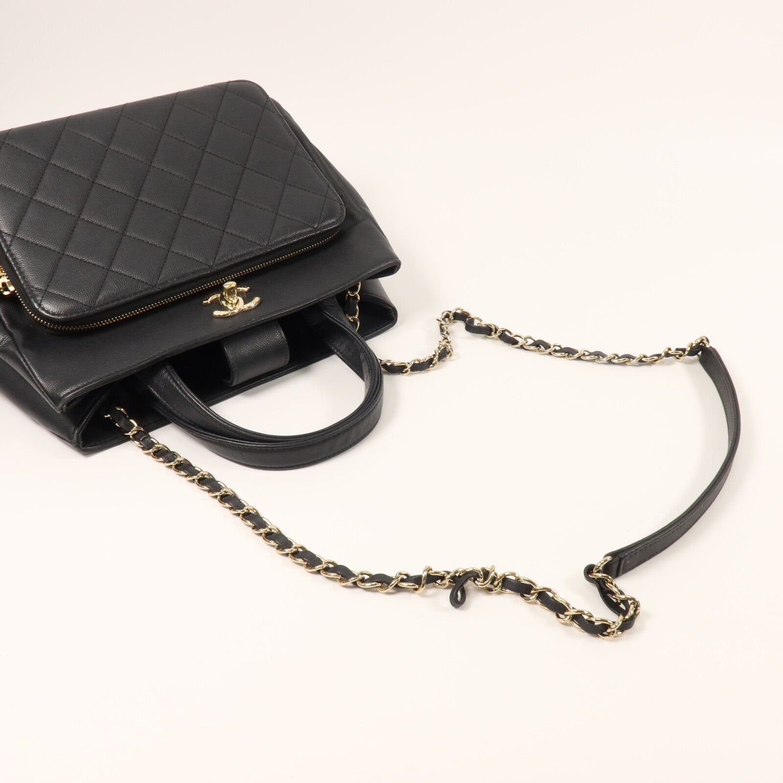 CHANEL 牛皮皮革Business Affinity Shopping Bag鏈帶手挽肩背兩用袋