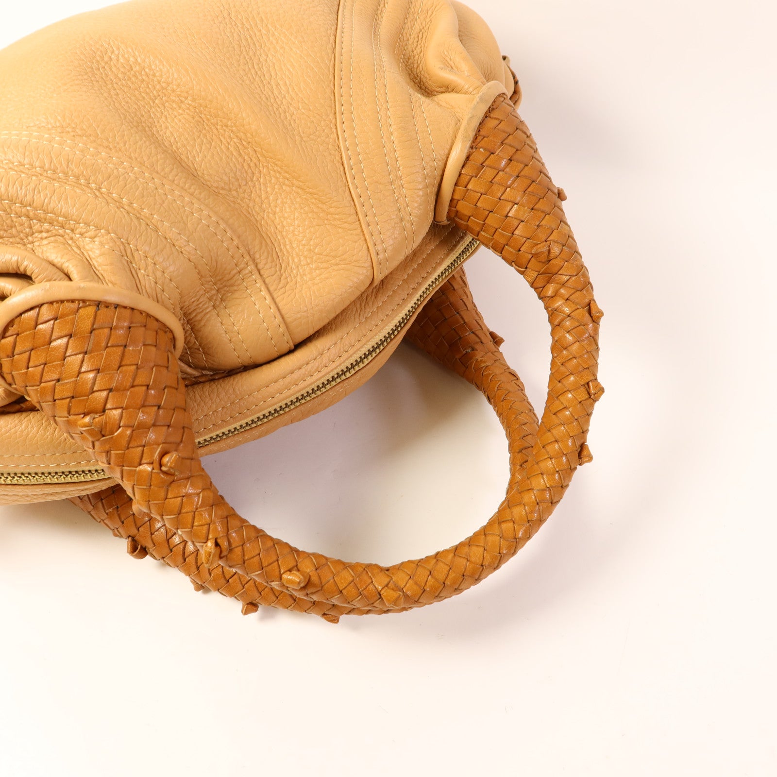 FENDI 牛皮皮革Shoulder Bag金扣肩背袋