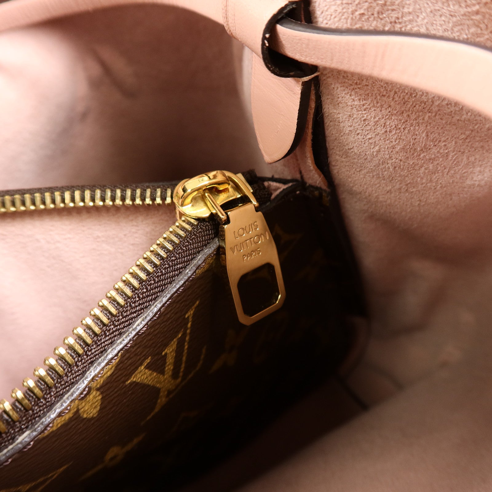 LOUIS VUITTON Monogram Neo Noe金扣肩背袋
