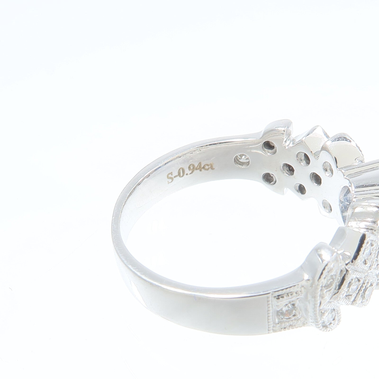 JEWELRY 【激減優惠】18K白金Sapphire Ring藍寶石戒指
