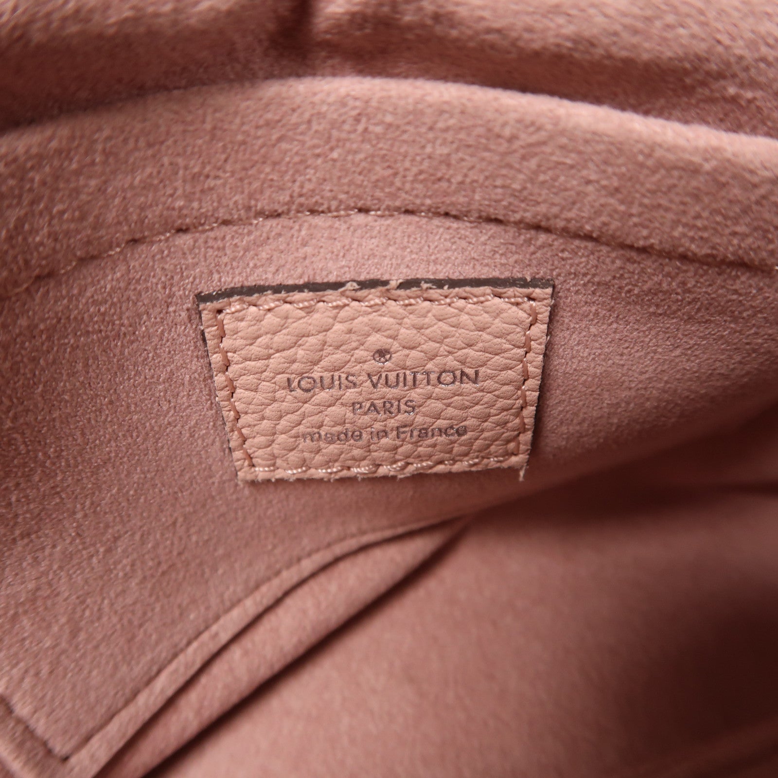 LOUIS VUITTON Monogram Mahina Scala Mini Pouch銀扣肩背袋