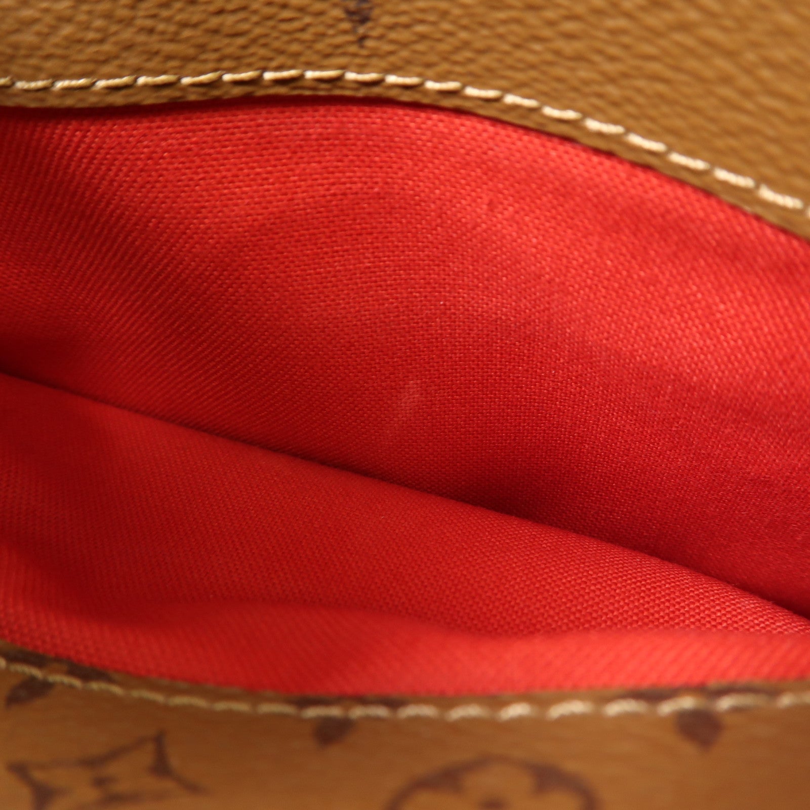 LOUIS VUITTON Monogram Giant Reverse On The Go East West金扣手挽肩背兩用袋