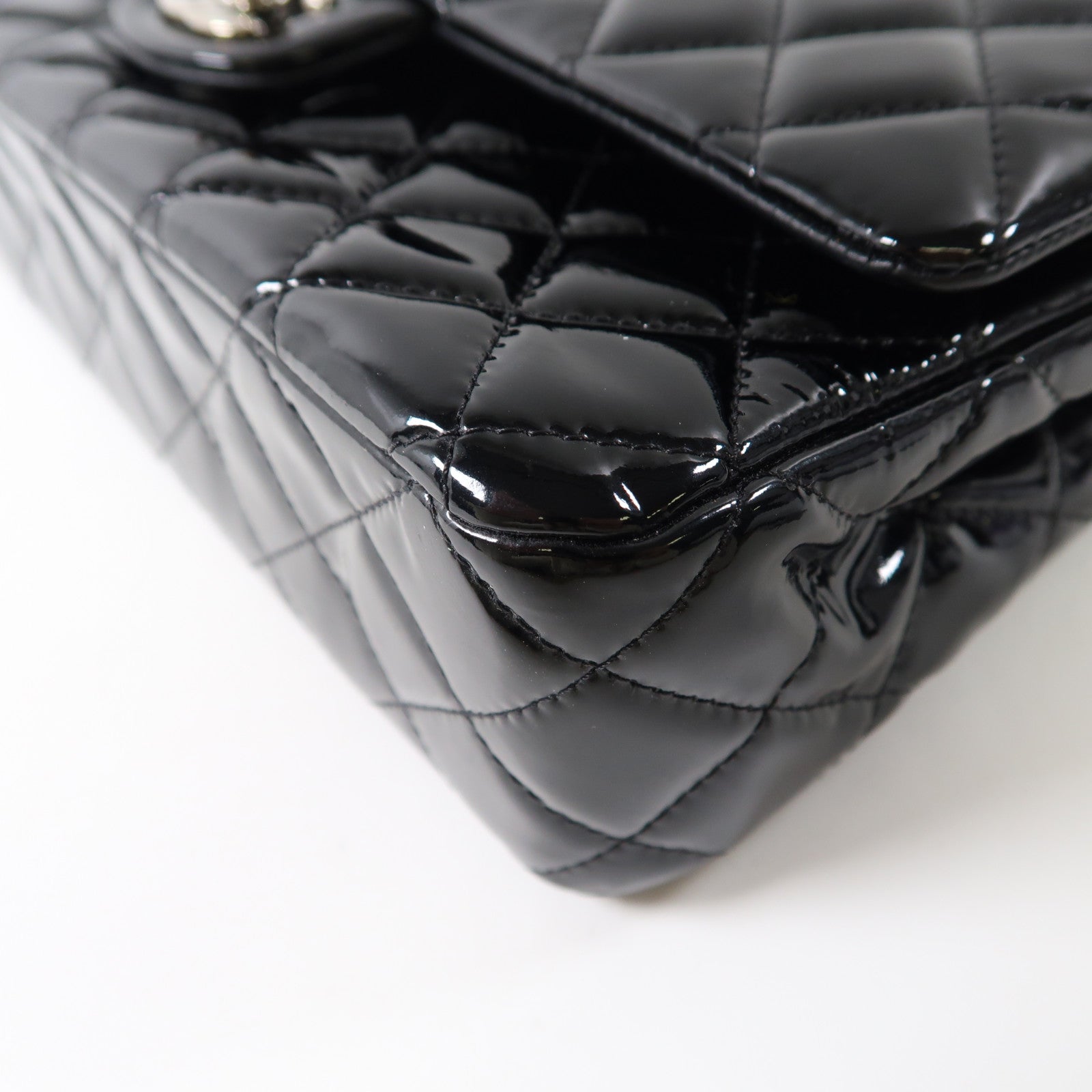 CHANEL 【激減優惠】漆皮皮革Chain Shoulder銀扣鏈帶肩背袋黑色