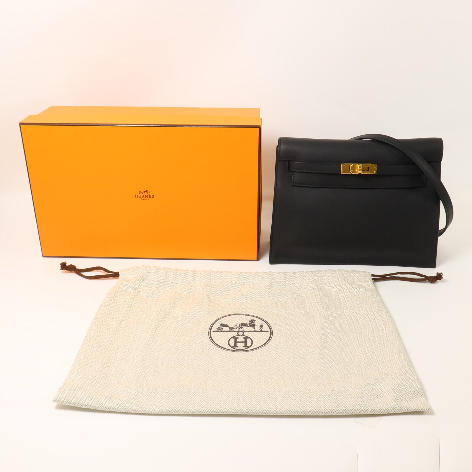 HERMES Volupto皮革Kelly Danse II肩背袋Noir