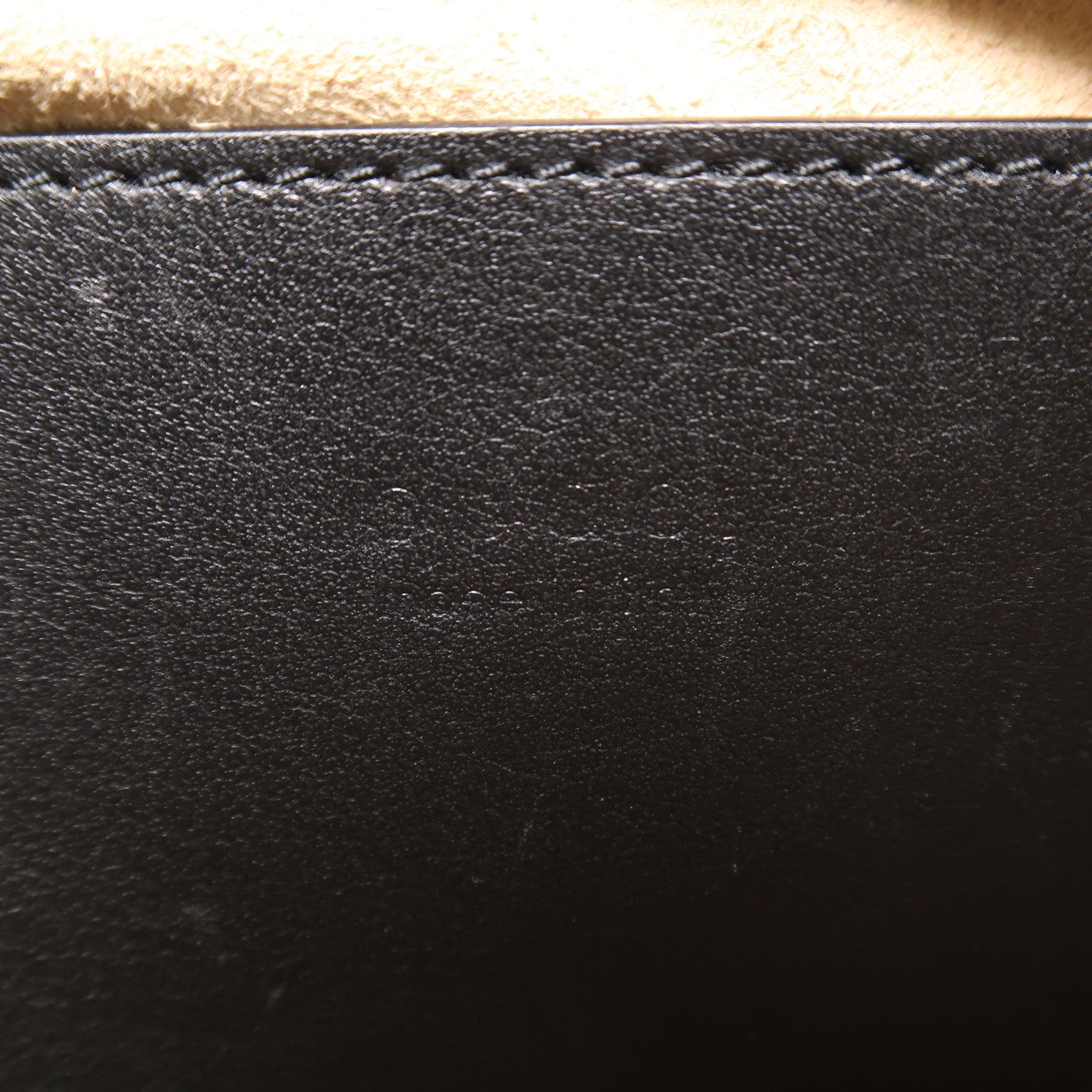 GUCCI 皮革GG Marmont Small Camera Bag金扣肩背袋