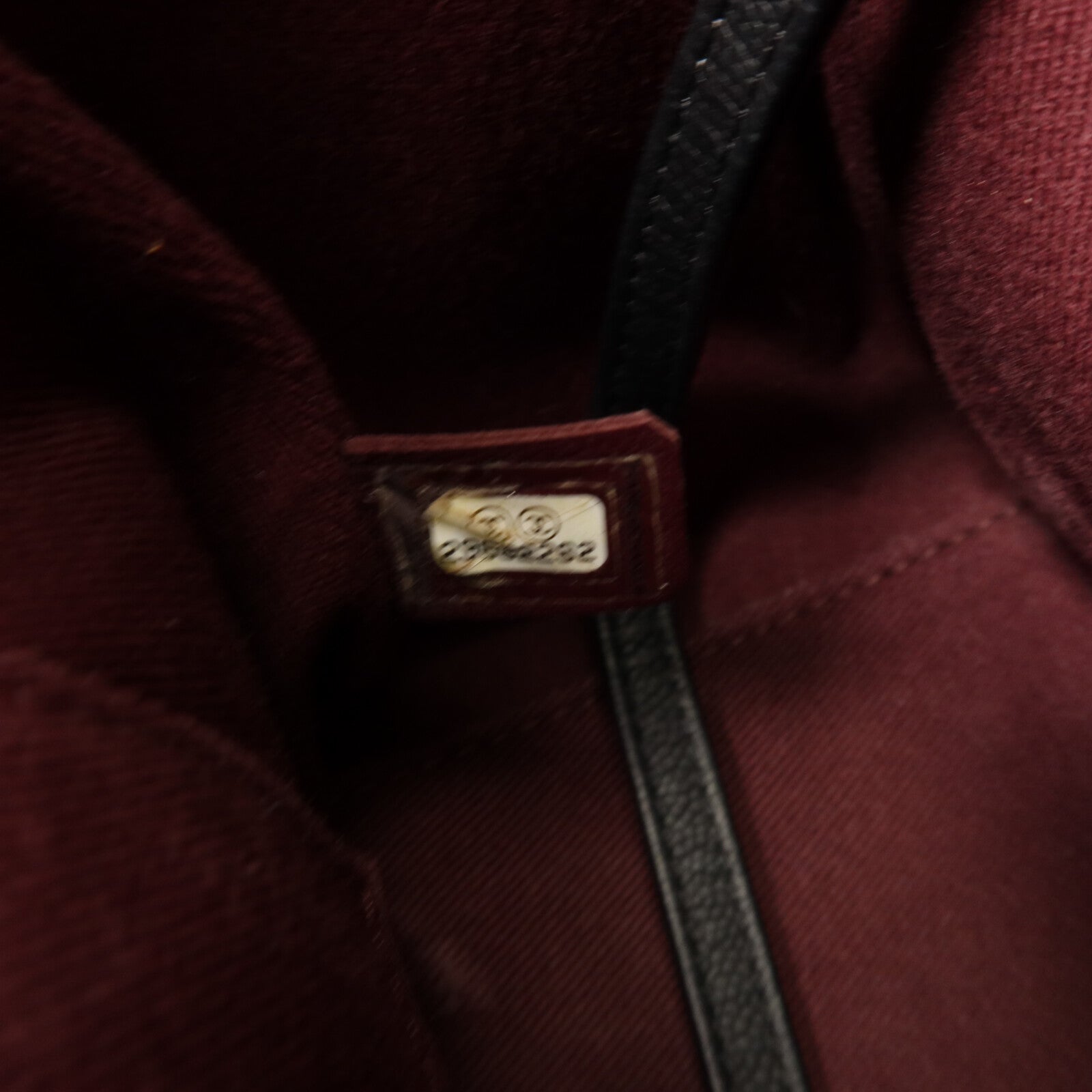 CHANEL 牛皮皮革Business Affinity Shopping Bag鏈帶手挽肩背兩用袋