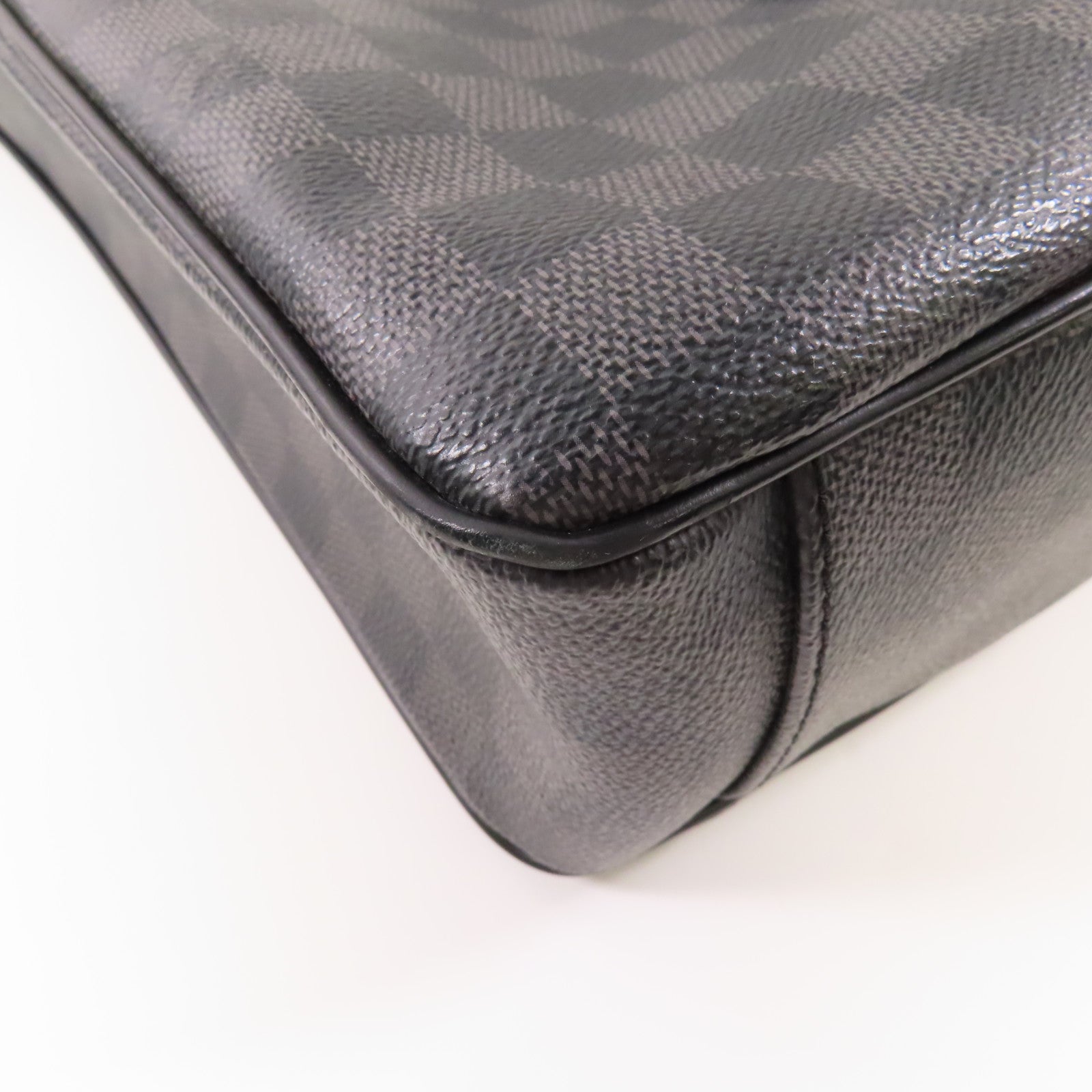 LOUIS VUITTON Damier Graphite Tadao MM銀扣手挽肩背兩用袋