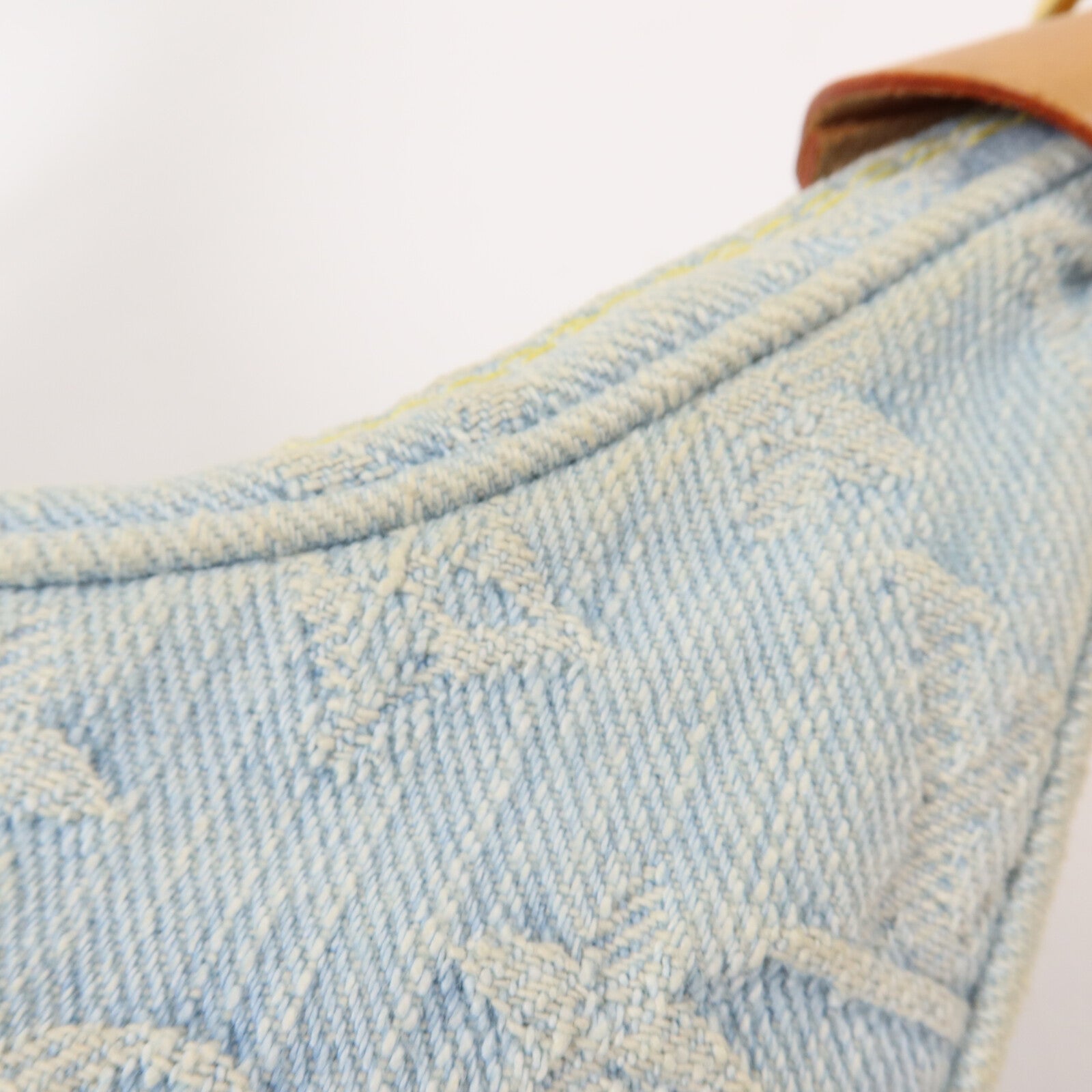 LOUIS VUITTON Monogram Denim Loop鏈帶肩背袋